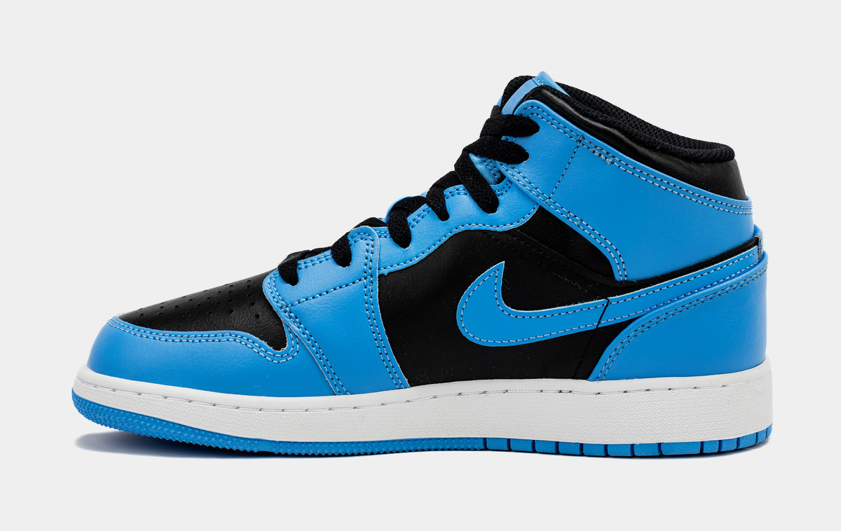 Jordan Air Jordan 1 Retro Mid University Blue Grade School Lifestyle Shoes  B DQ8423-401 – Shoe Palace