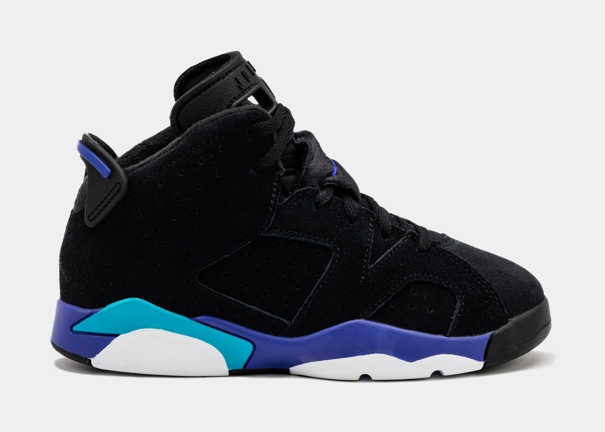 Retro 6 jordans deals black and blue