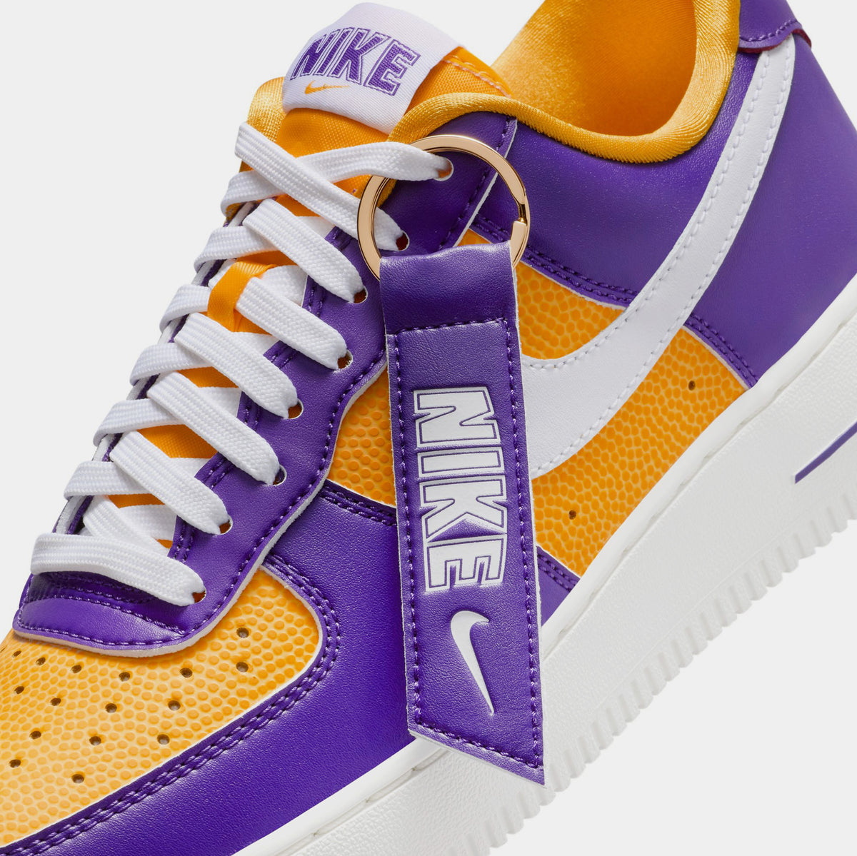 Nike purple and white shoes best sale