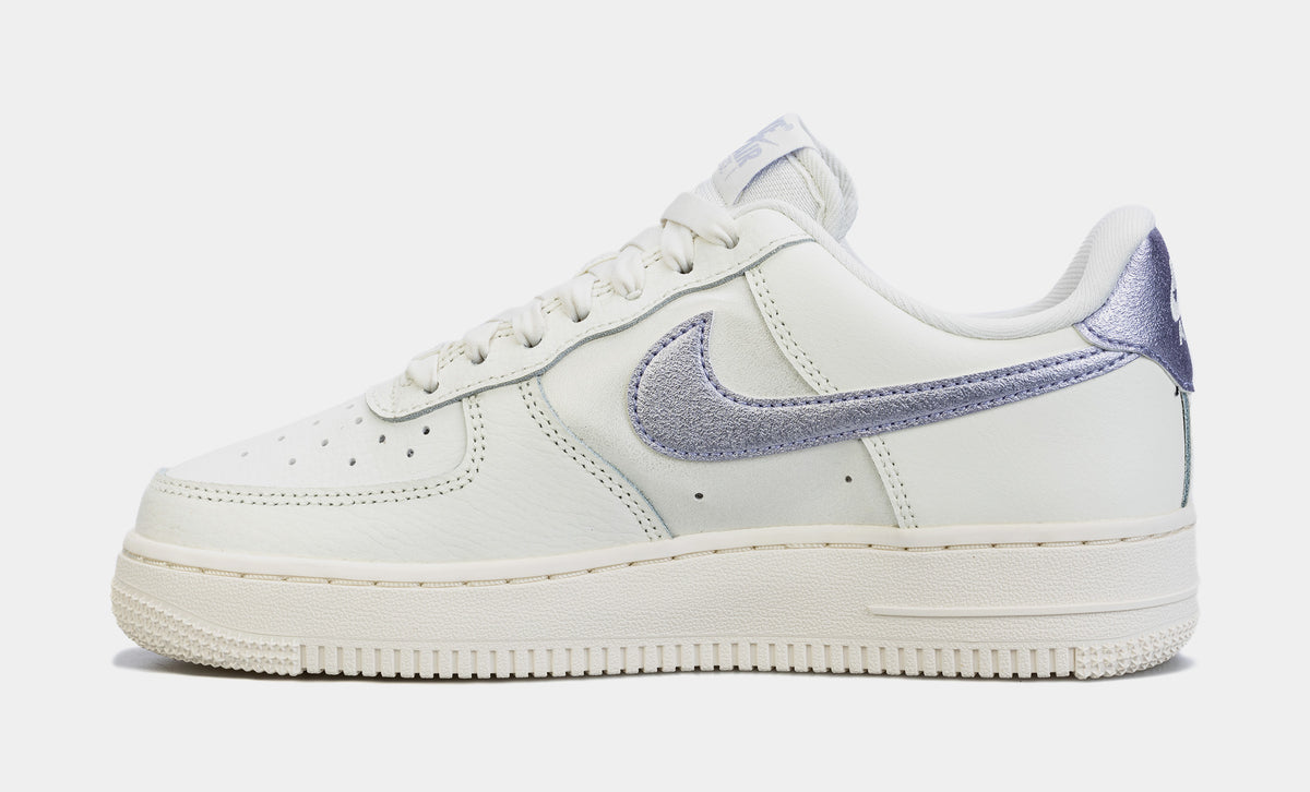 Nike Air Force 1 07 Womens Lifestyle Shoe White DD8959-100 – Shoe Palace