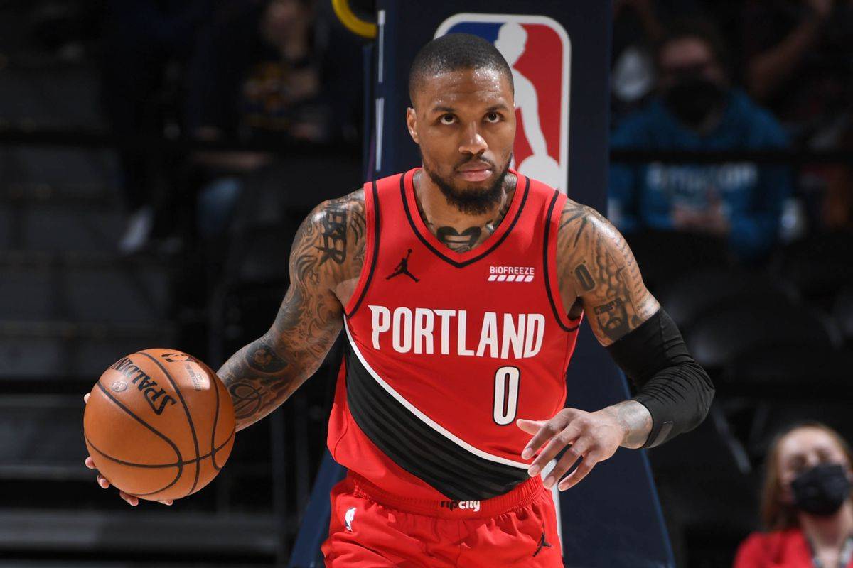 Правила нба. Damian Lillard. Damian Lillard ,Kay’la Hanson Damian Jr. (2018), Kali (2020), kalii (2020).