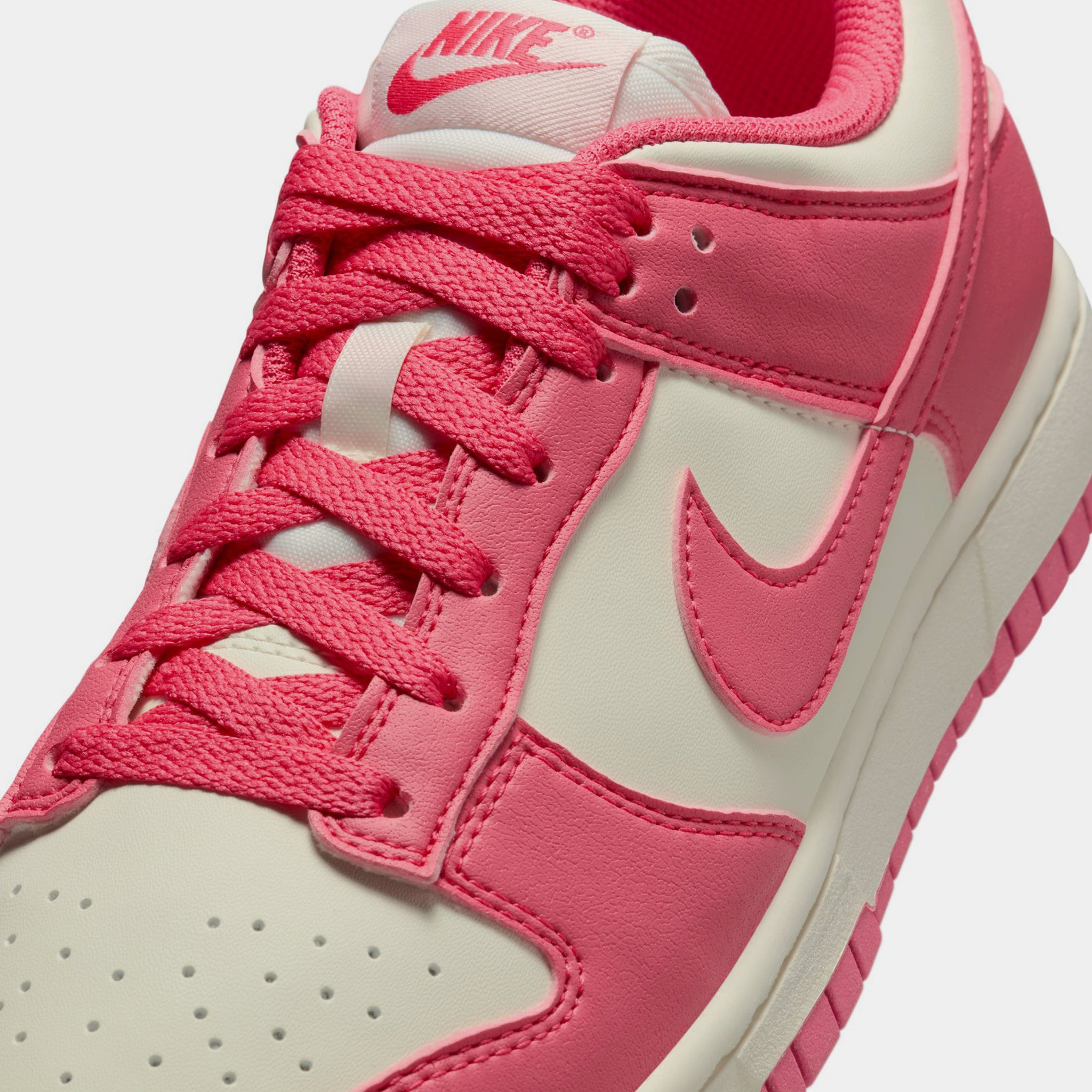 Nike Women s Dunk Low Next Nature Aster Pink 6