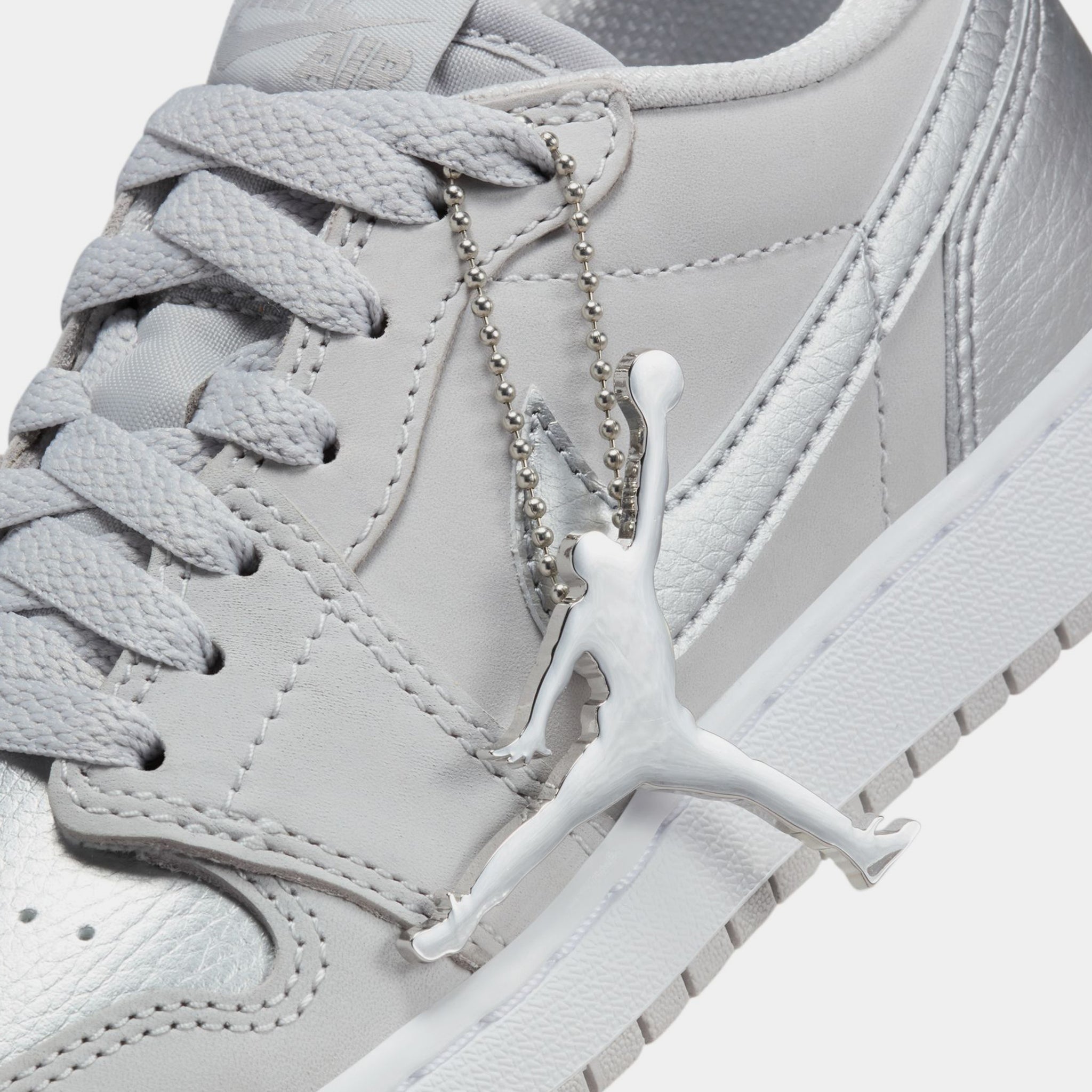 Air Jordan 1 Retro Low OG Metallic Silver Grade School Lifestyle Shoes  (Neutral Grey/Metallic Silver/White)