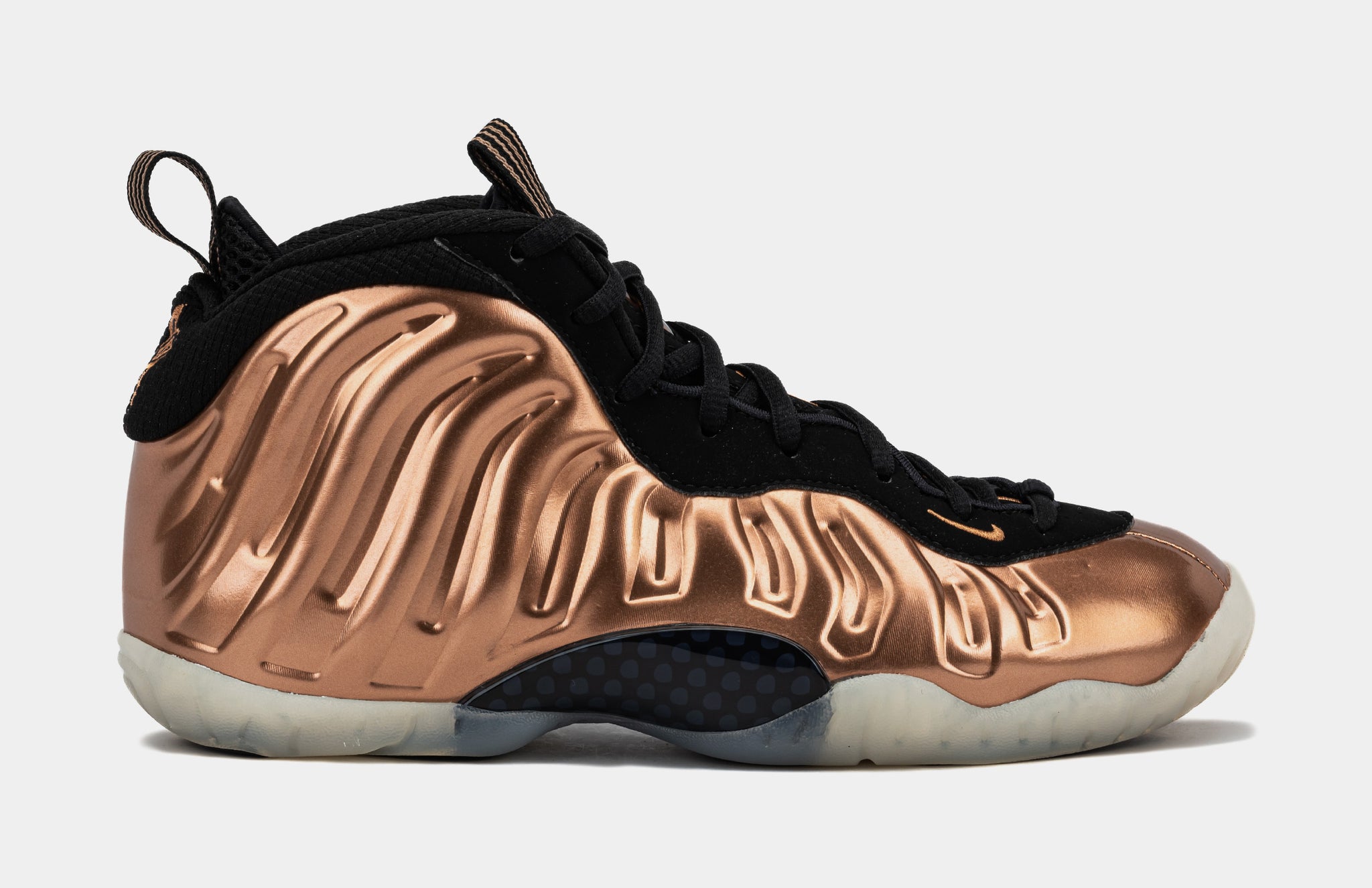 Nike little posite one grade school deals