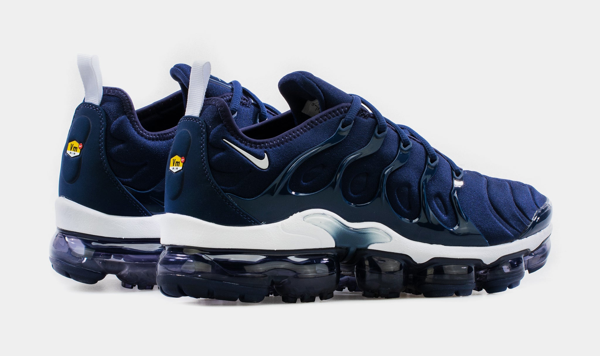 Midnight blue vapormax plus hotsell