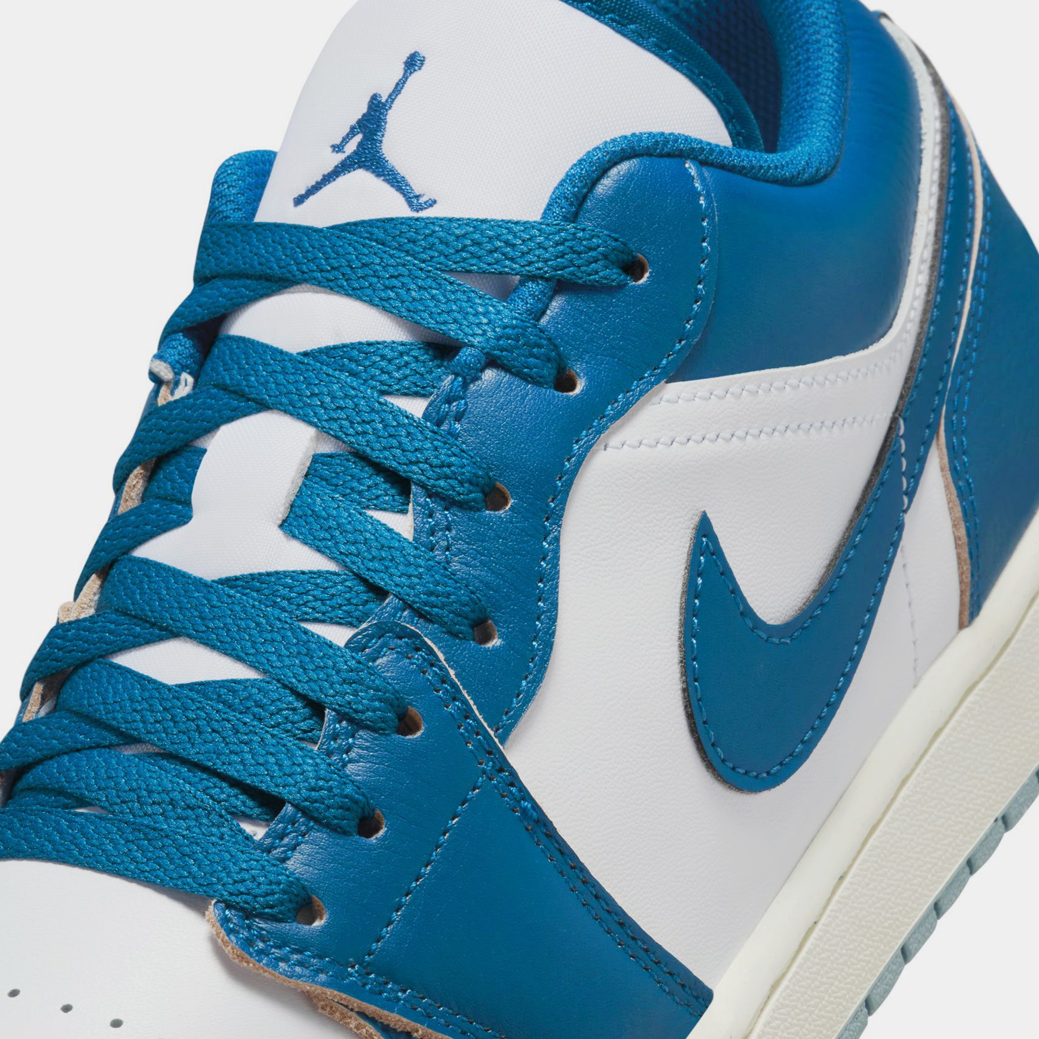 Air jordan mid low online