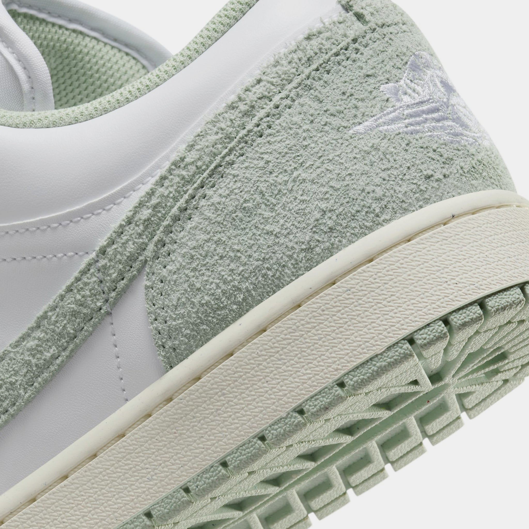 Air jordan 1 light green online