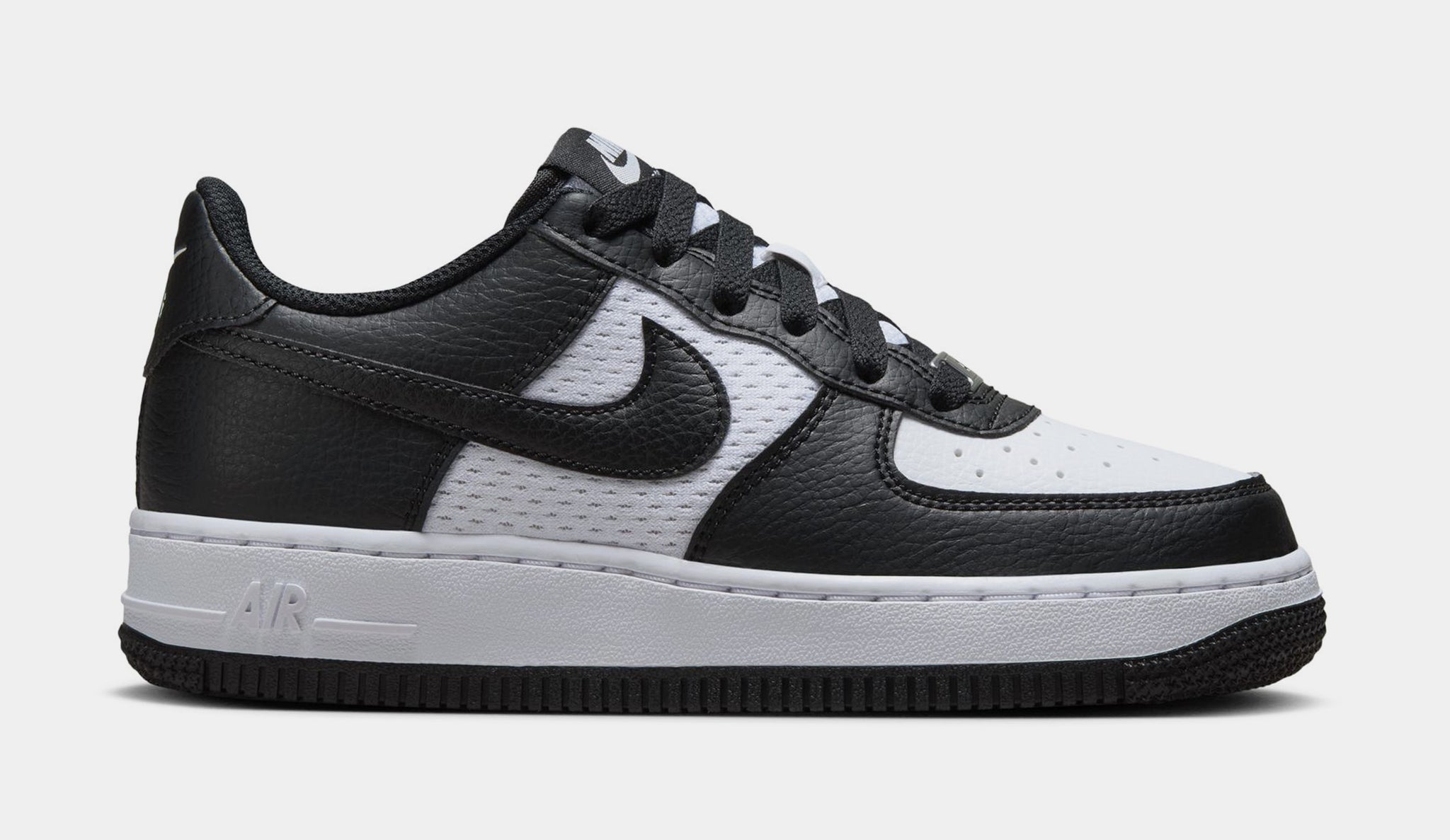 Nike air force women black and white online