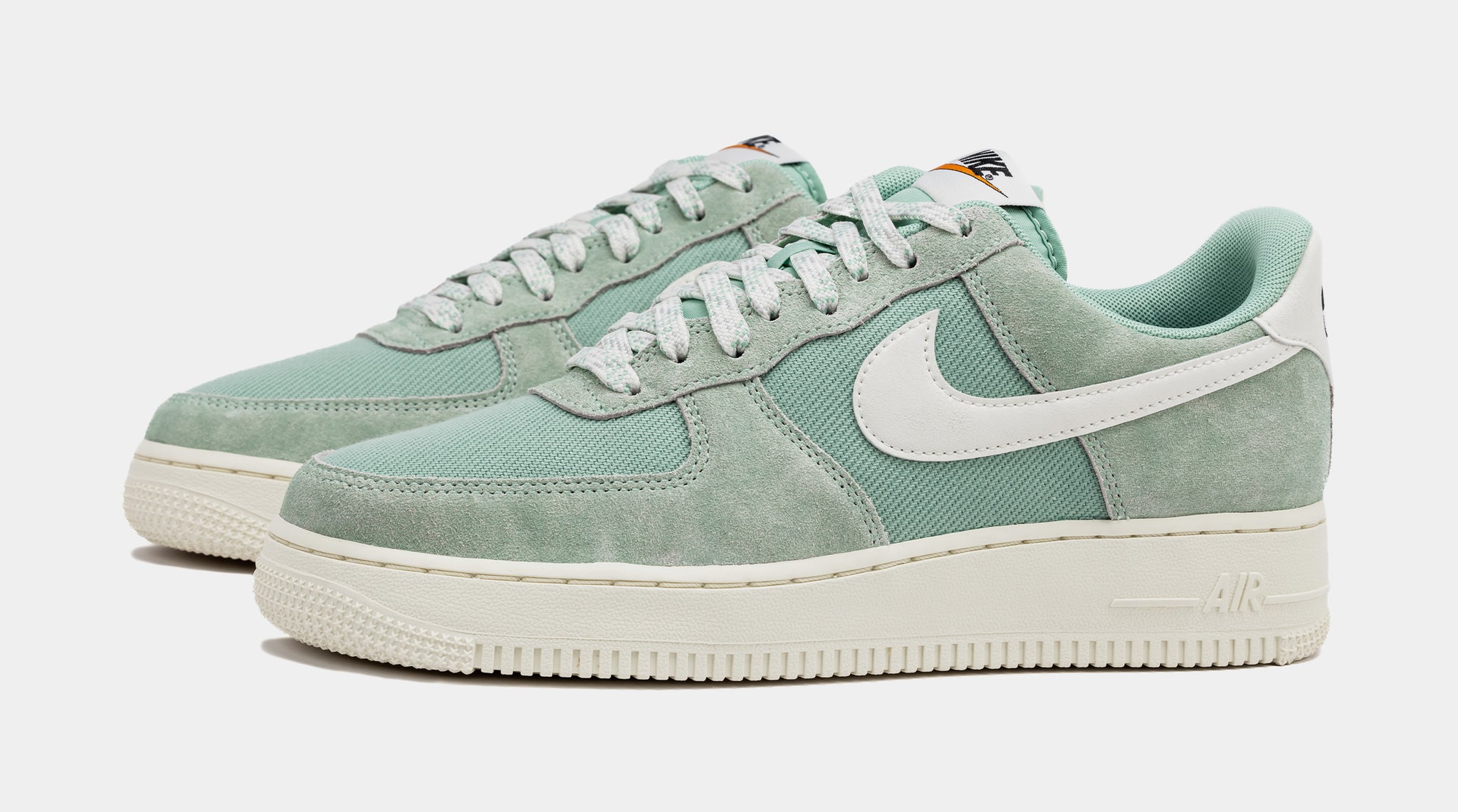 Air Force 1 '07 LV8 Enamel Green Mens Lifestyle Shoes (Enamel Green)