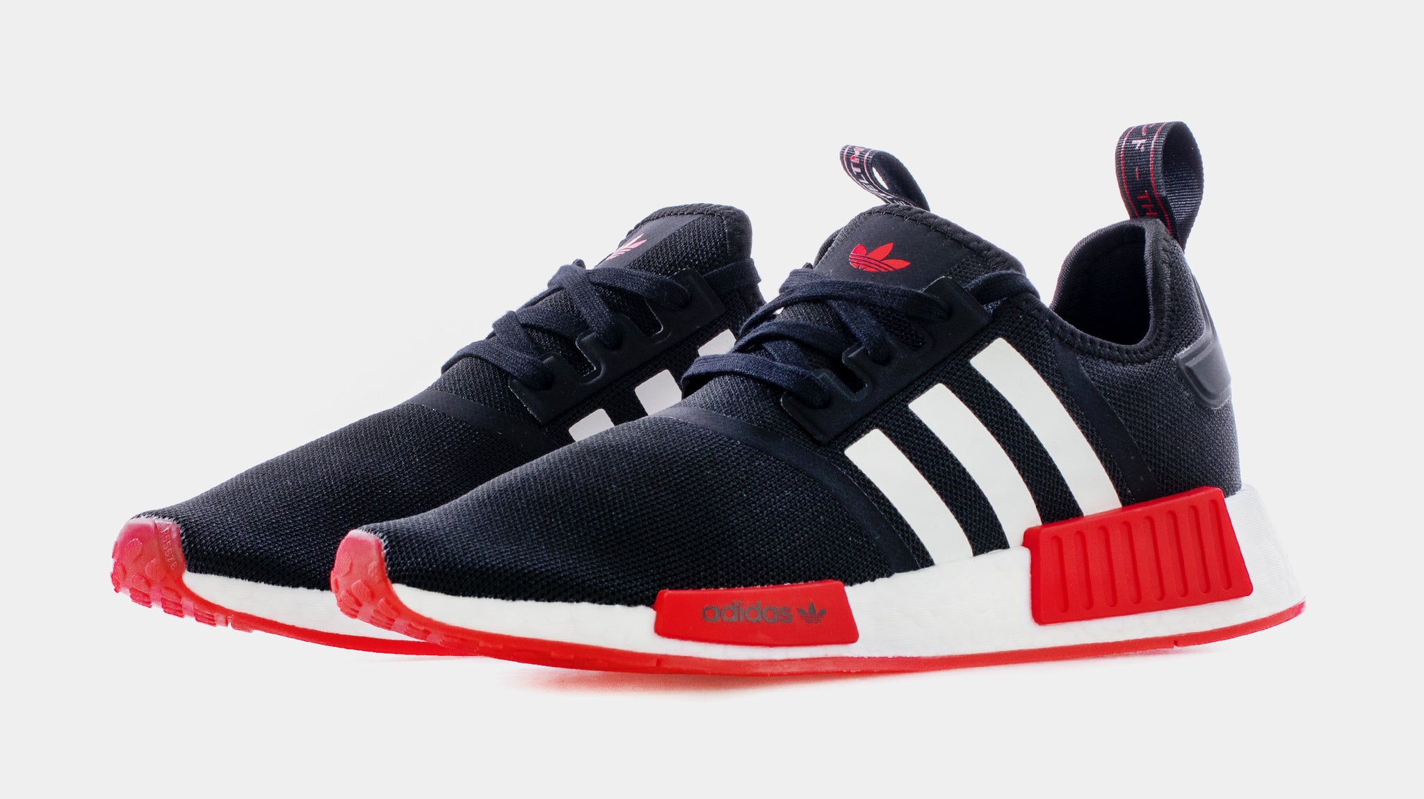 Adidas originals nmd r1 store boys grade school white black red