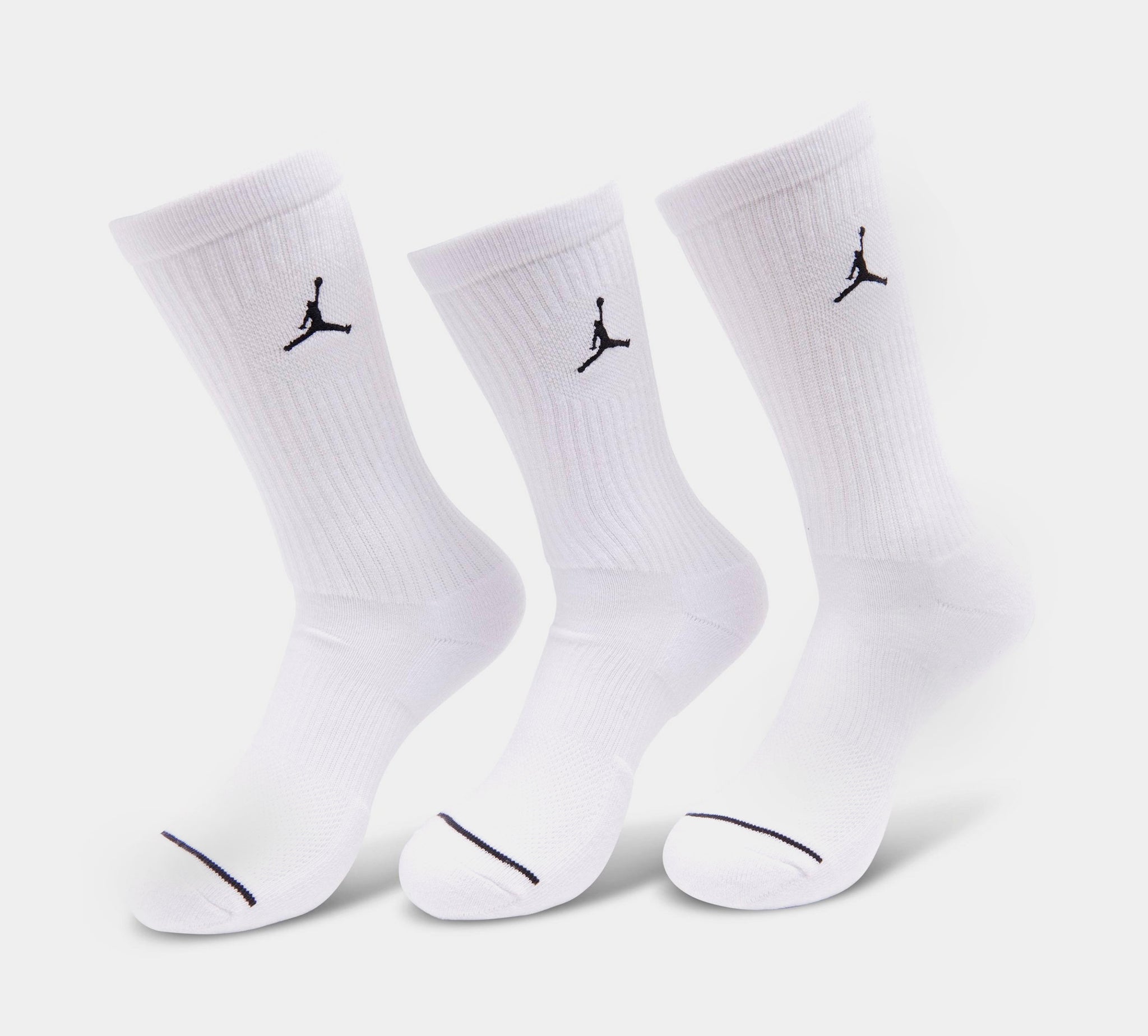 White jordan shop socks