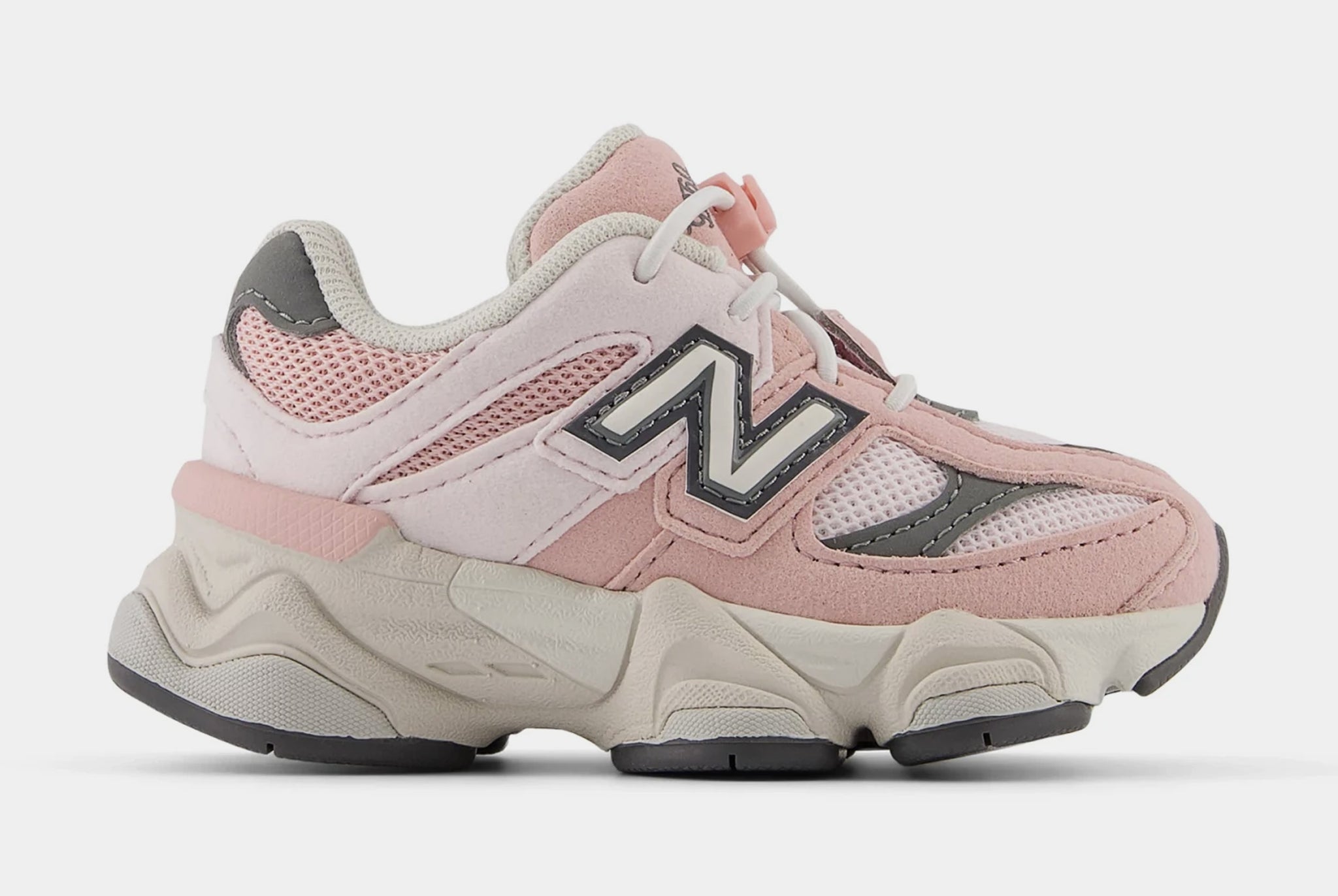 New balance store kids pink