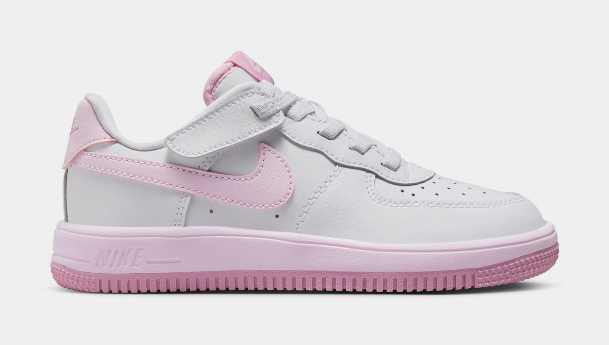 Nike Air Force 1 popular pink foam