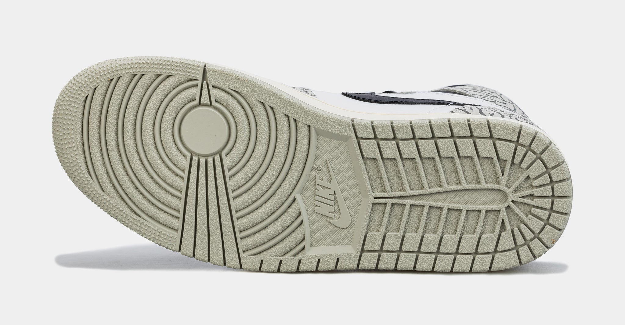 Jordan Air Jordan 1 Retro White Cement Mens Lifestyle Shoes Grey White Free  DZ5485-052 – Shoe Palace
