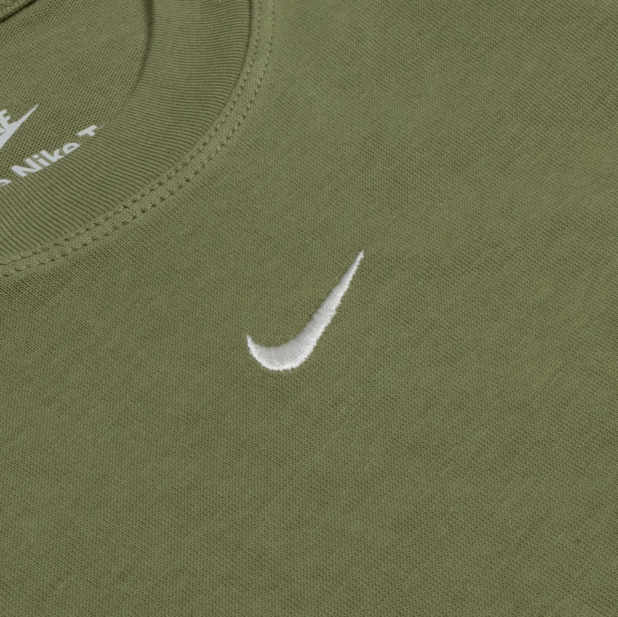 Nike NSW Shoe – Sleeve DD1237-334 Shirt Palace Boxy Short Green Womens Essentials