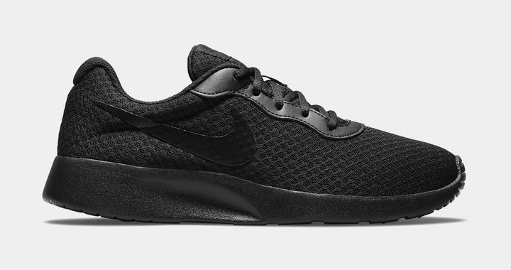 All black nike sale tanjun women's