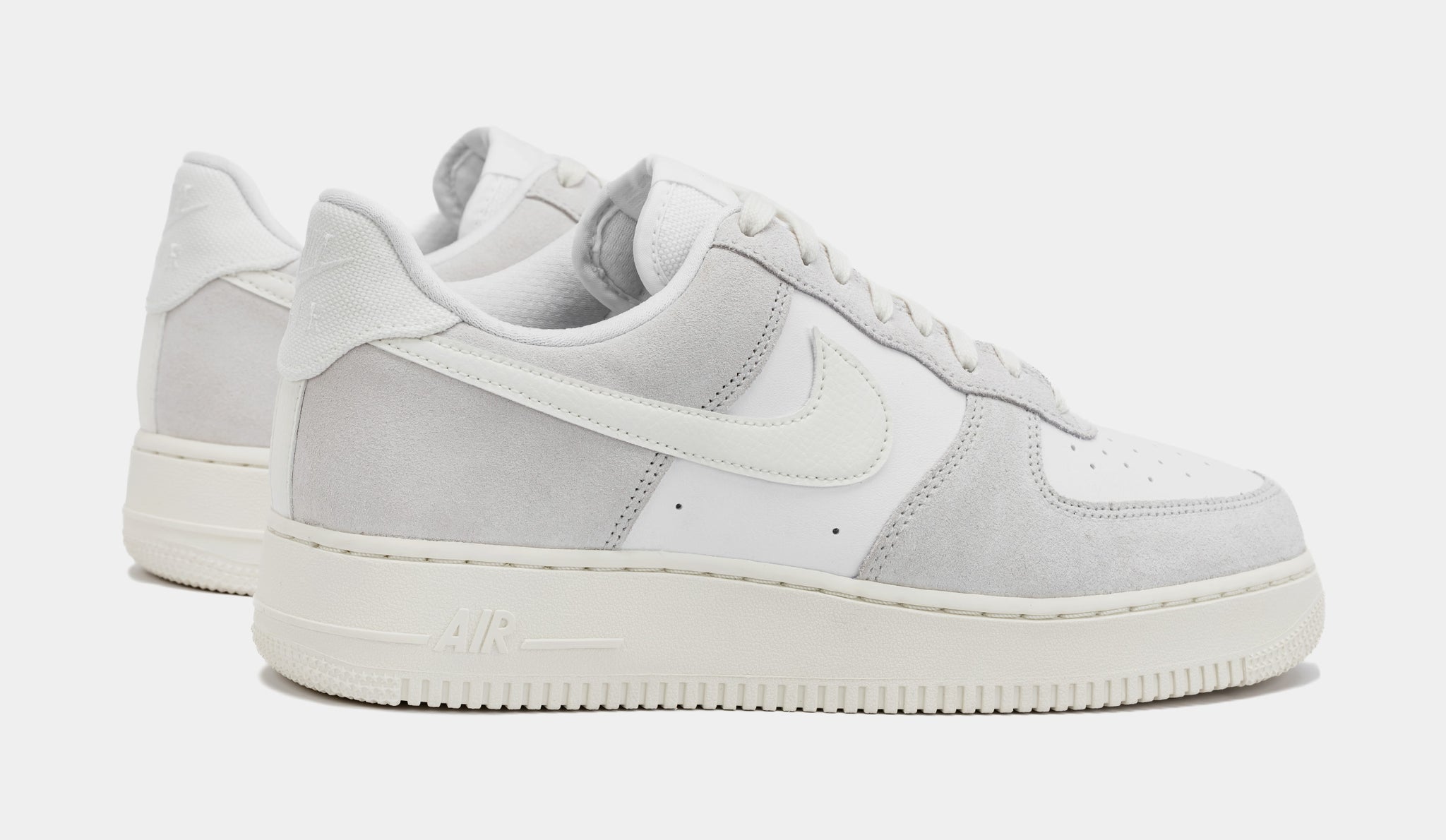 Air force 1 sage platinum tint hot sale