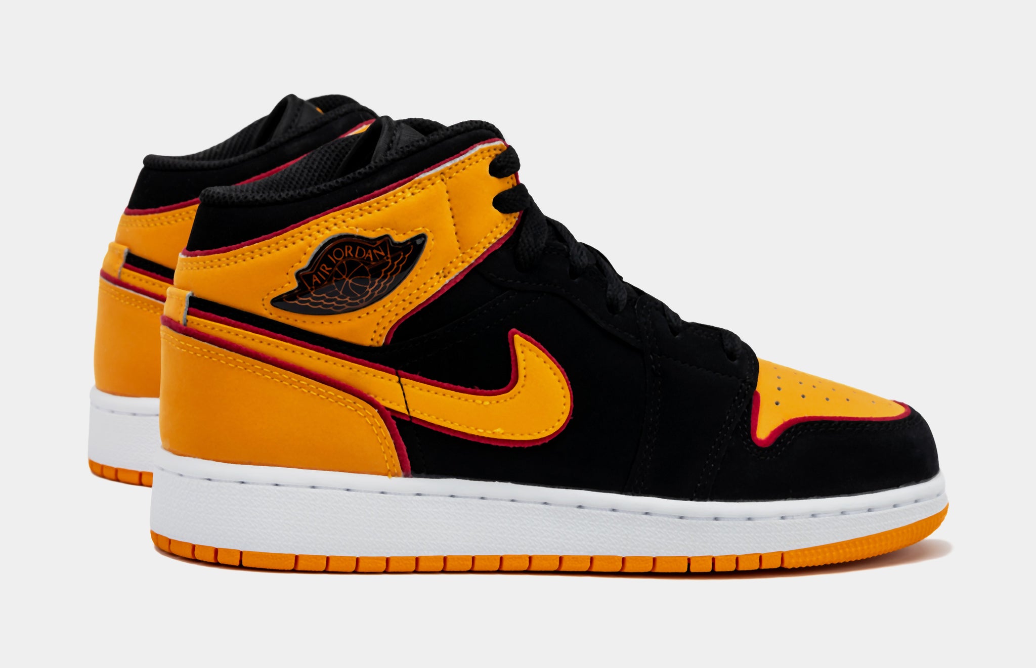 Aj 1 hot sale orange black