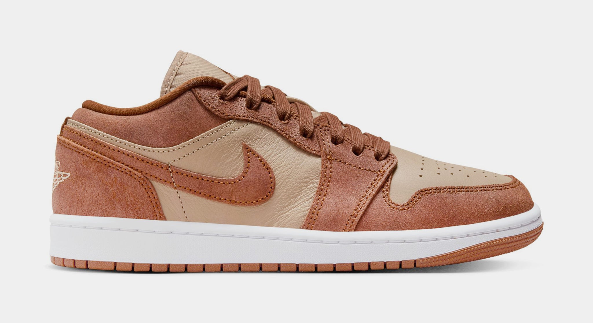 Air Jordan 1 Low SE Womens Lifestyle Shoes (Legend Medium Brown/Sail/Legend  Coffee)