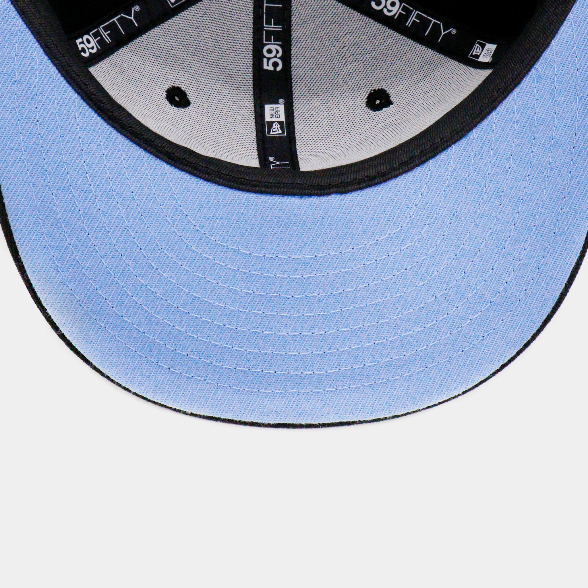 Men's Chicago Bulls New Era Black/Light Blue 2-Tone 59FIFTY Fitted Hat
