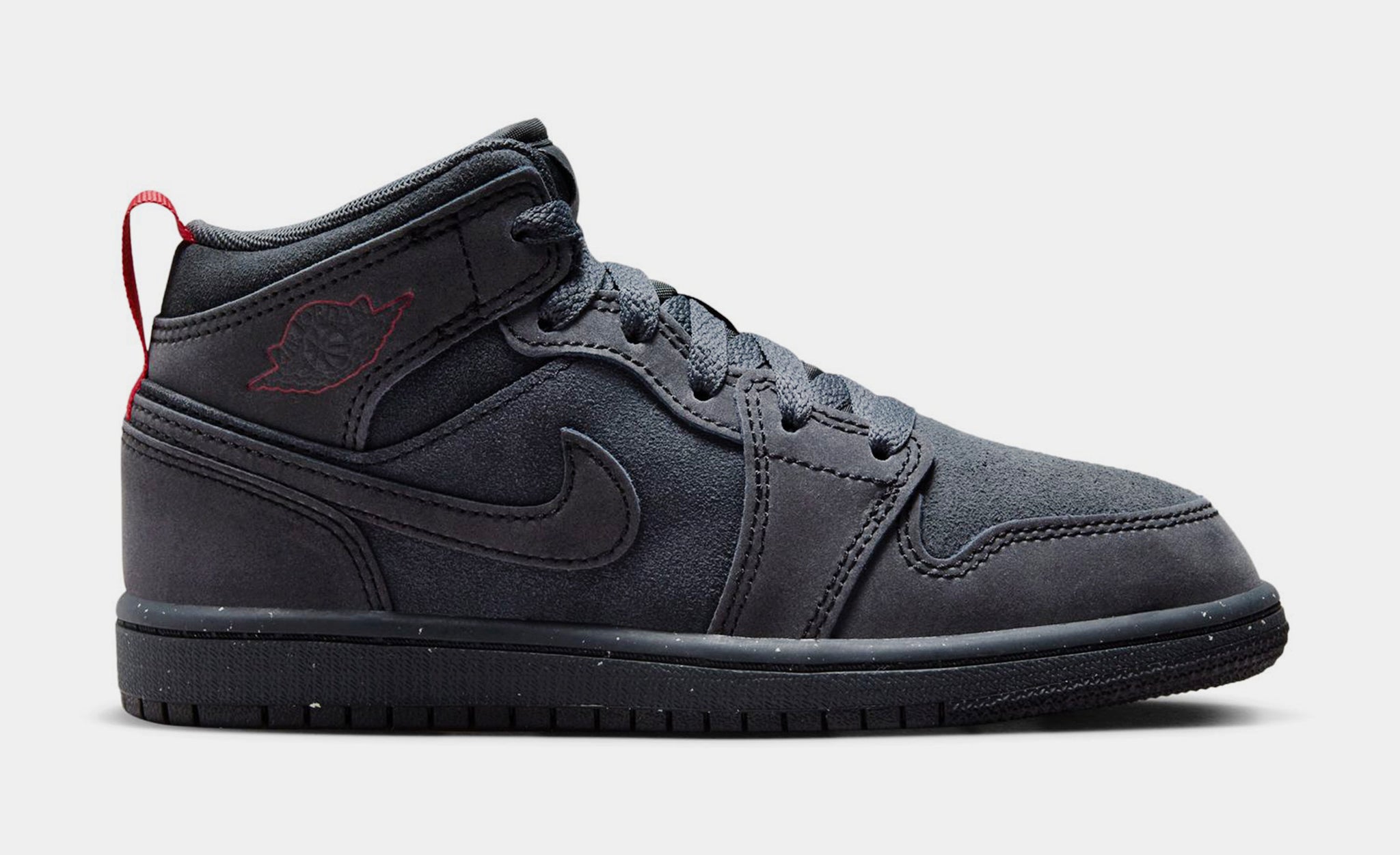 Air Jordan deals 1 Mid triple black preschool