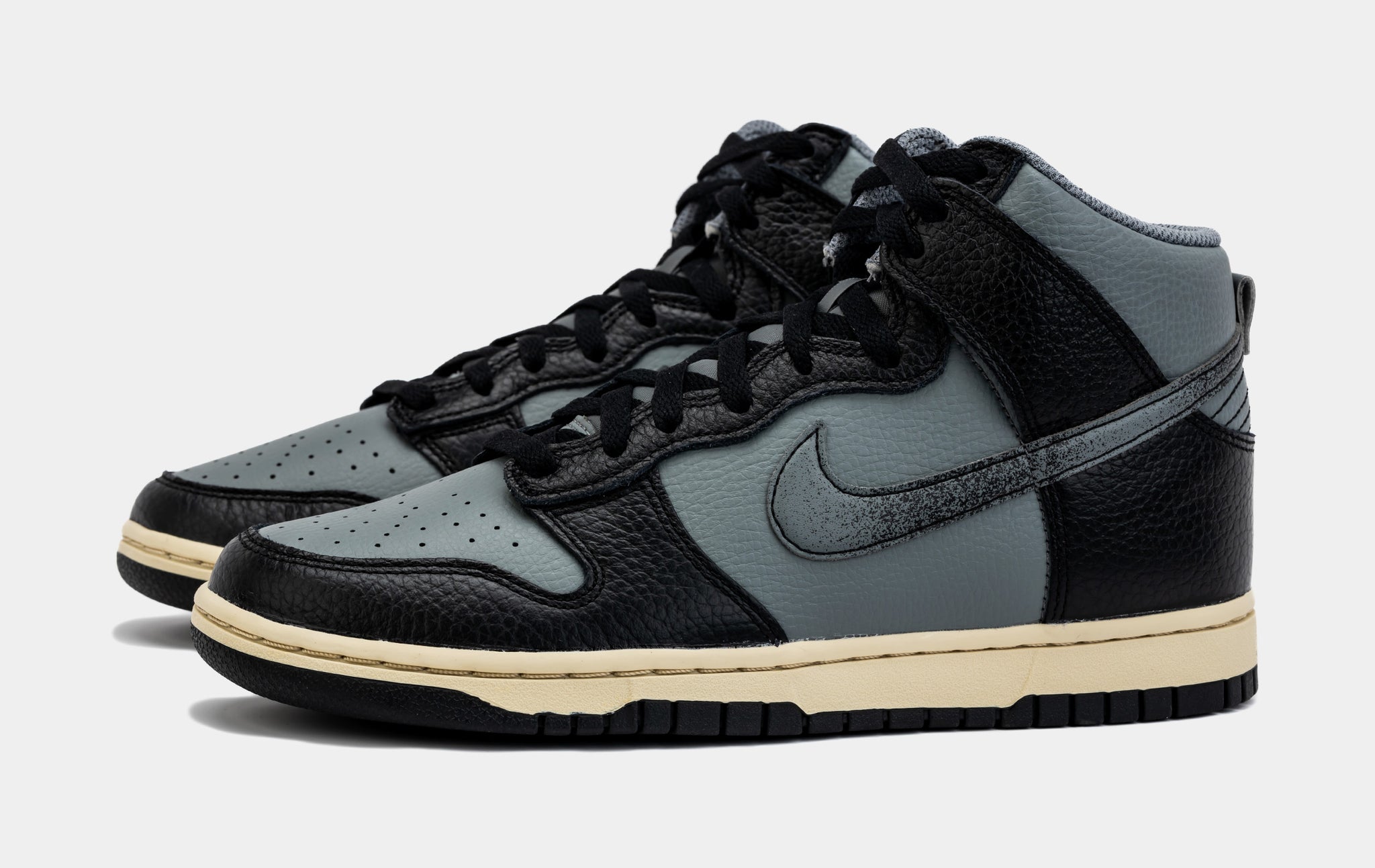 Nike dunk high store black and grey