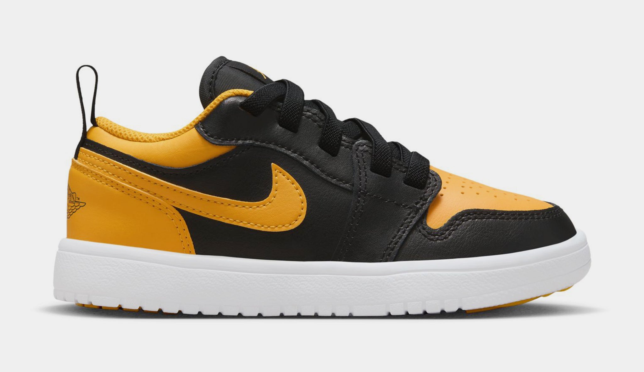 Black and yellow jordans boys online