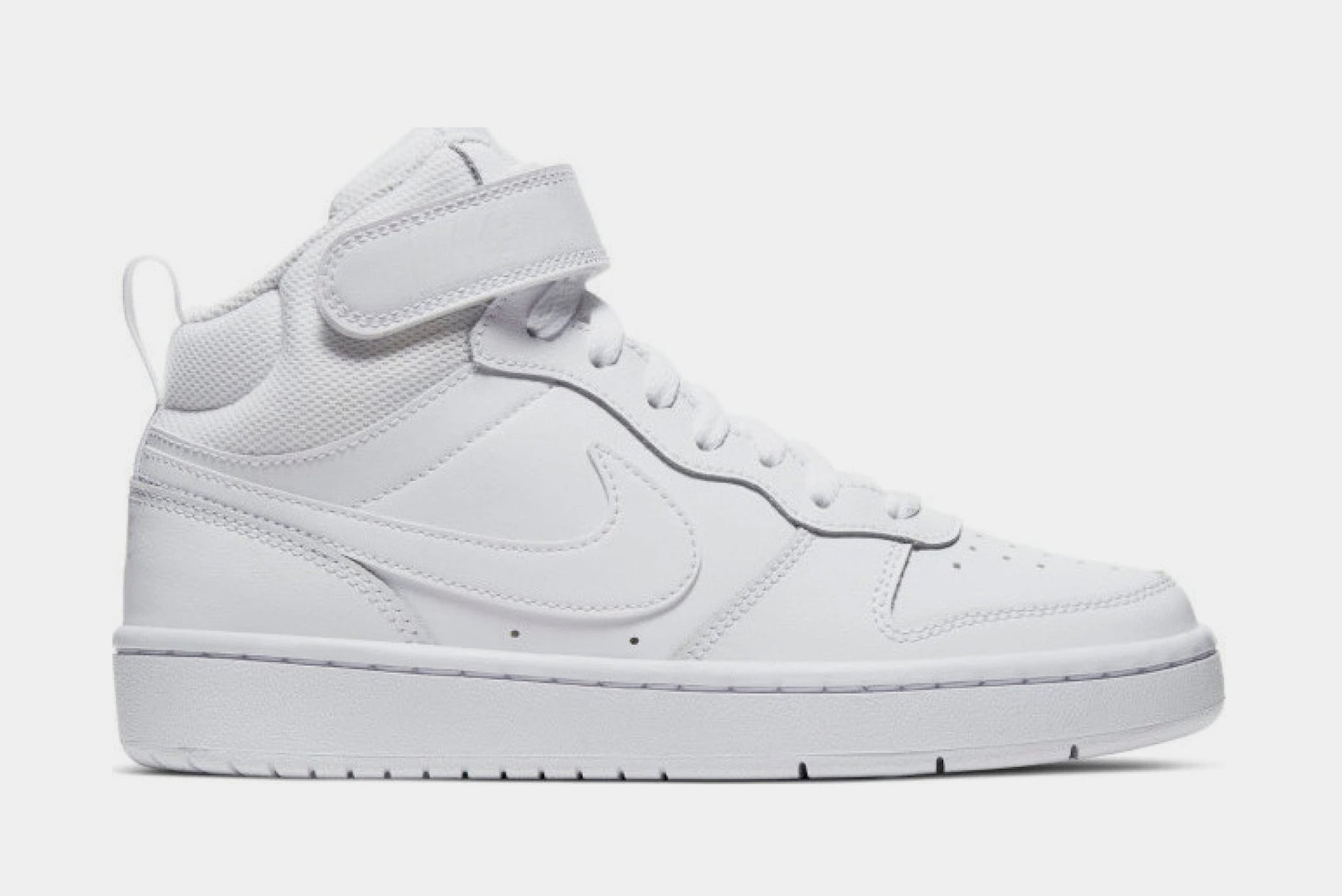 Court borough hot sale nike white