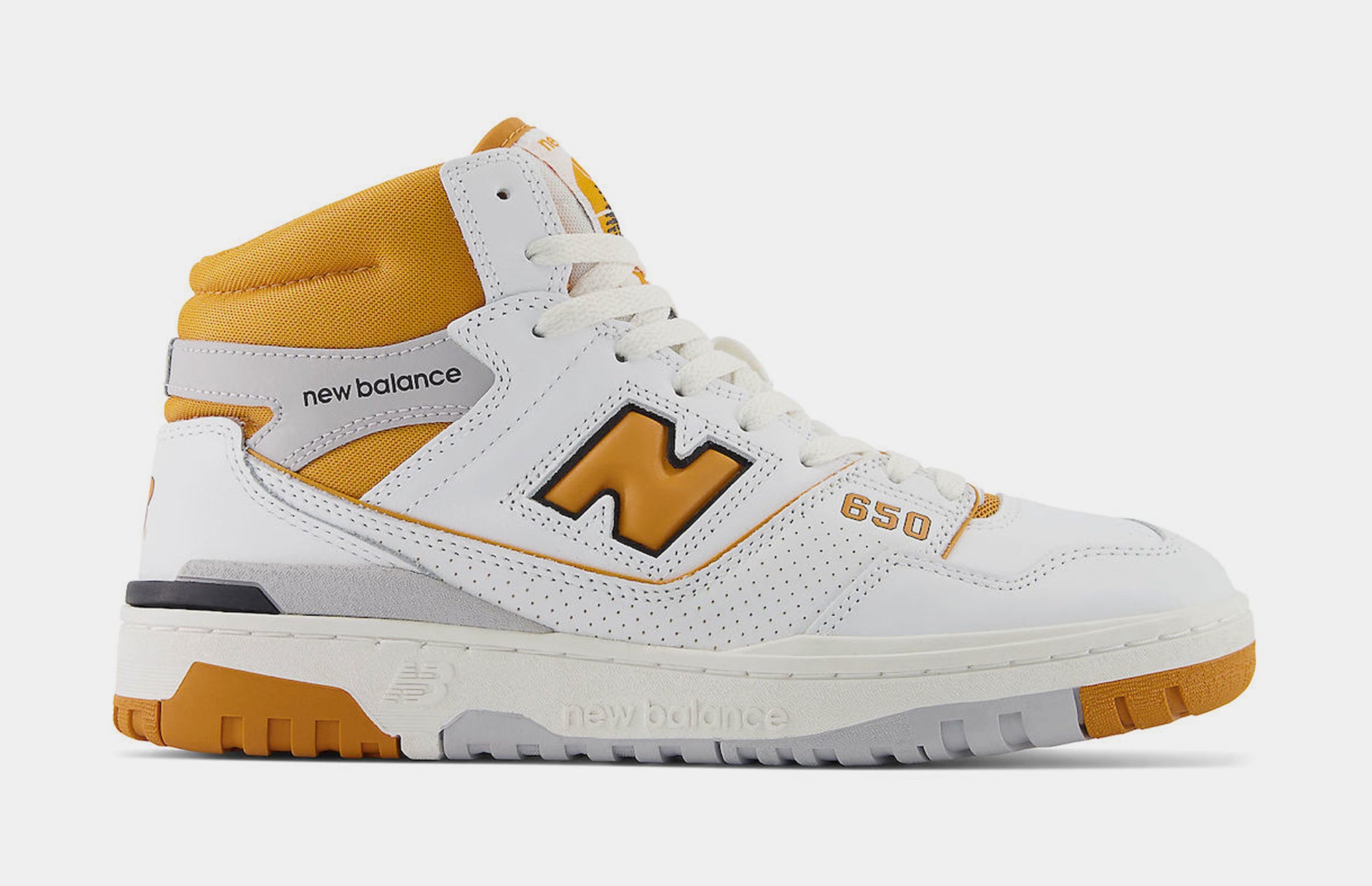 Men's yellow outlet new balance