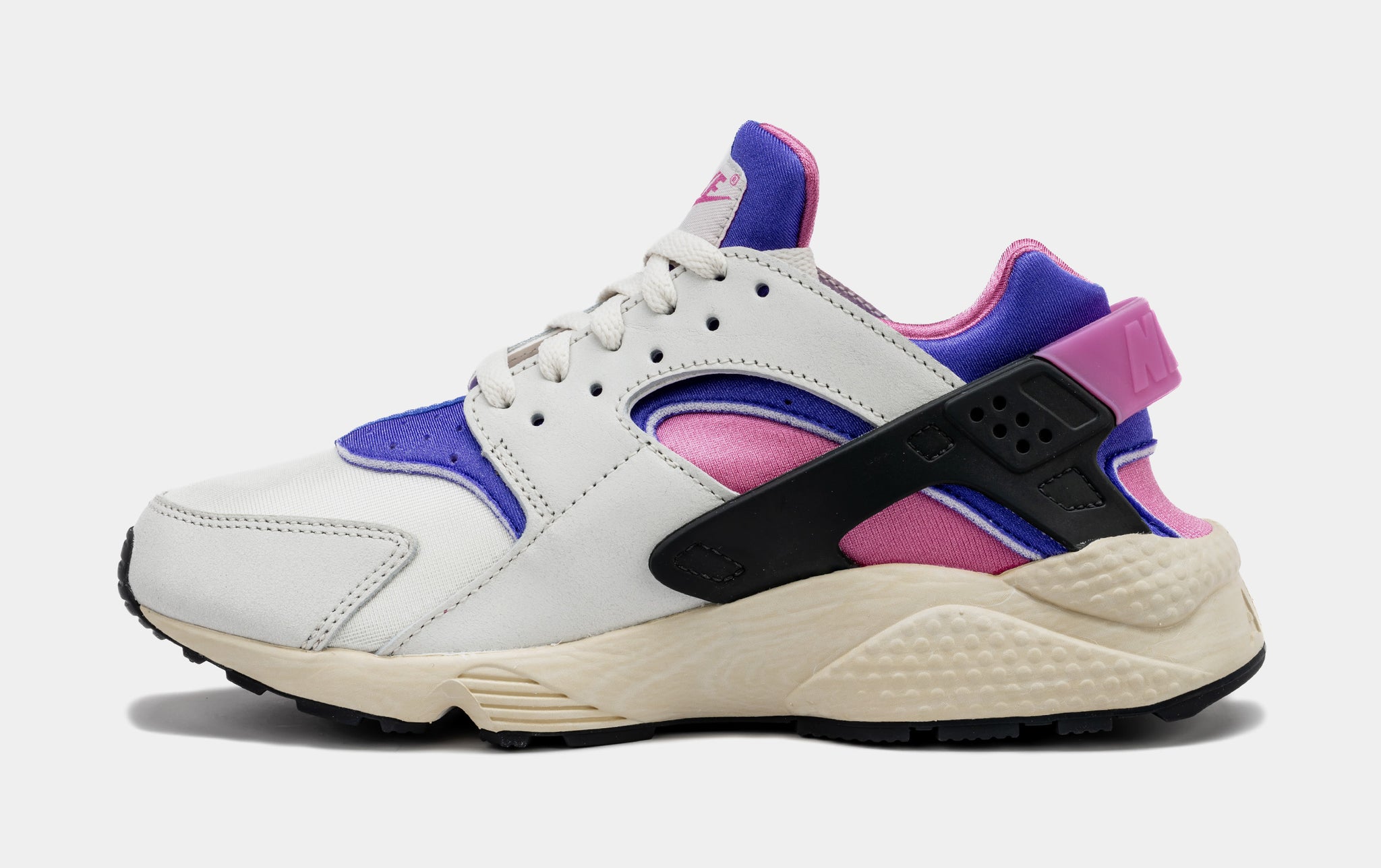 Air huarache run on sale pink