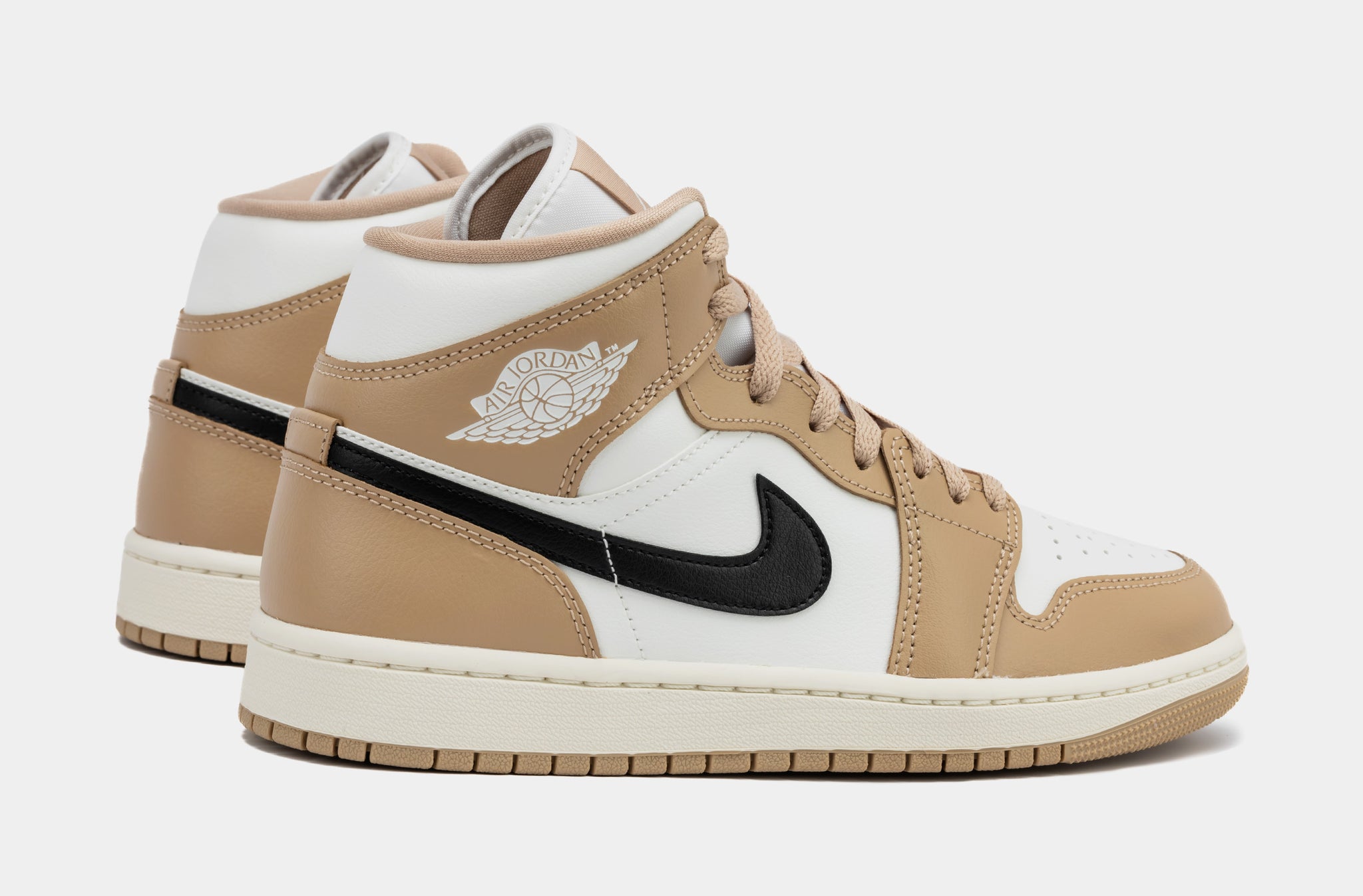 Nike jordan best sale mid beige