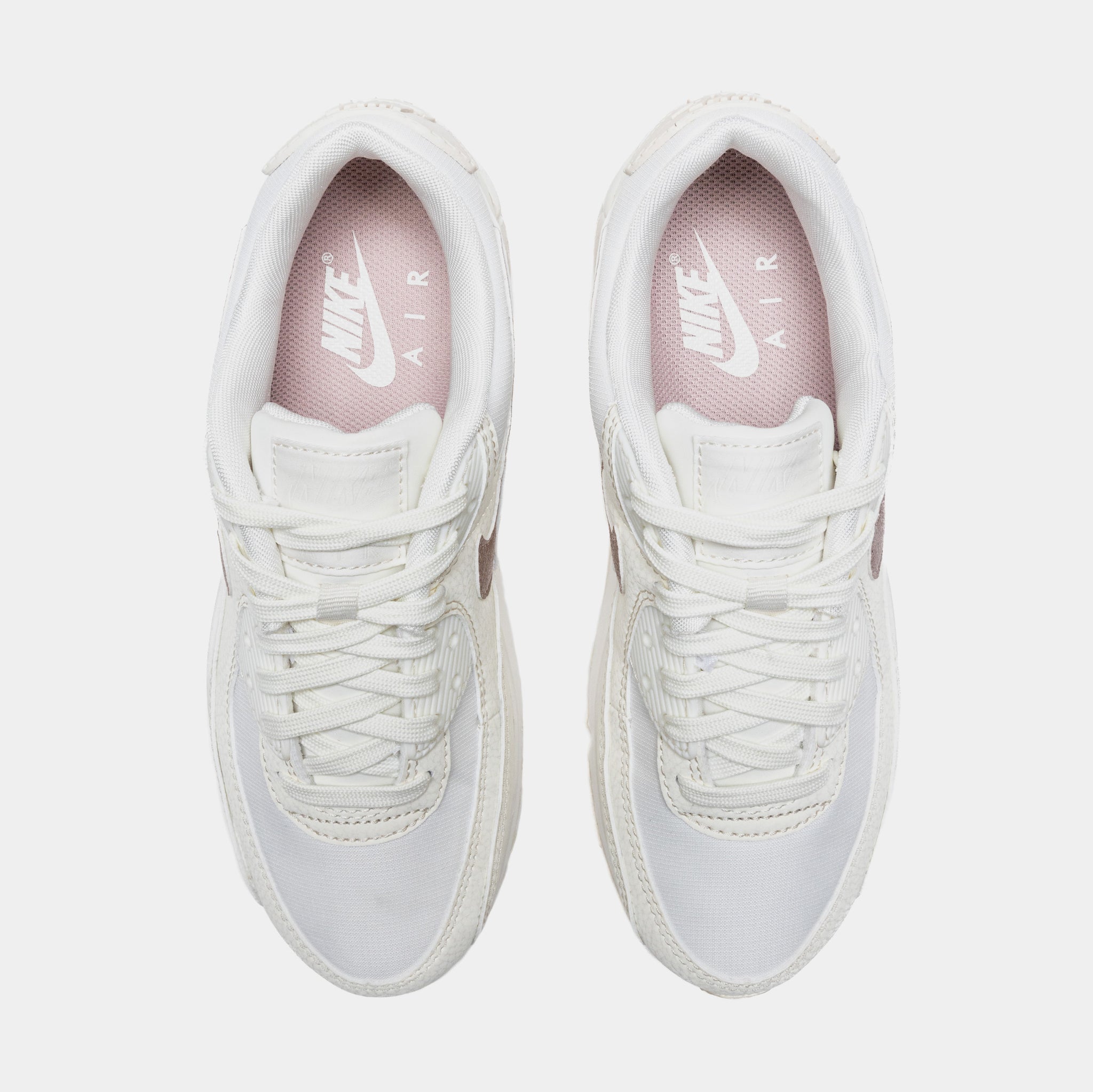 Air Max 90 Essentials Womens Lifestyle Shoes (White)