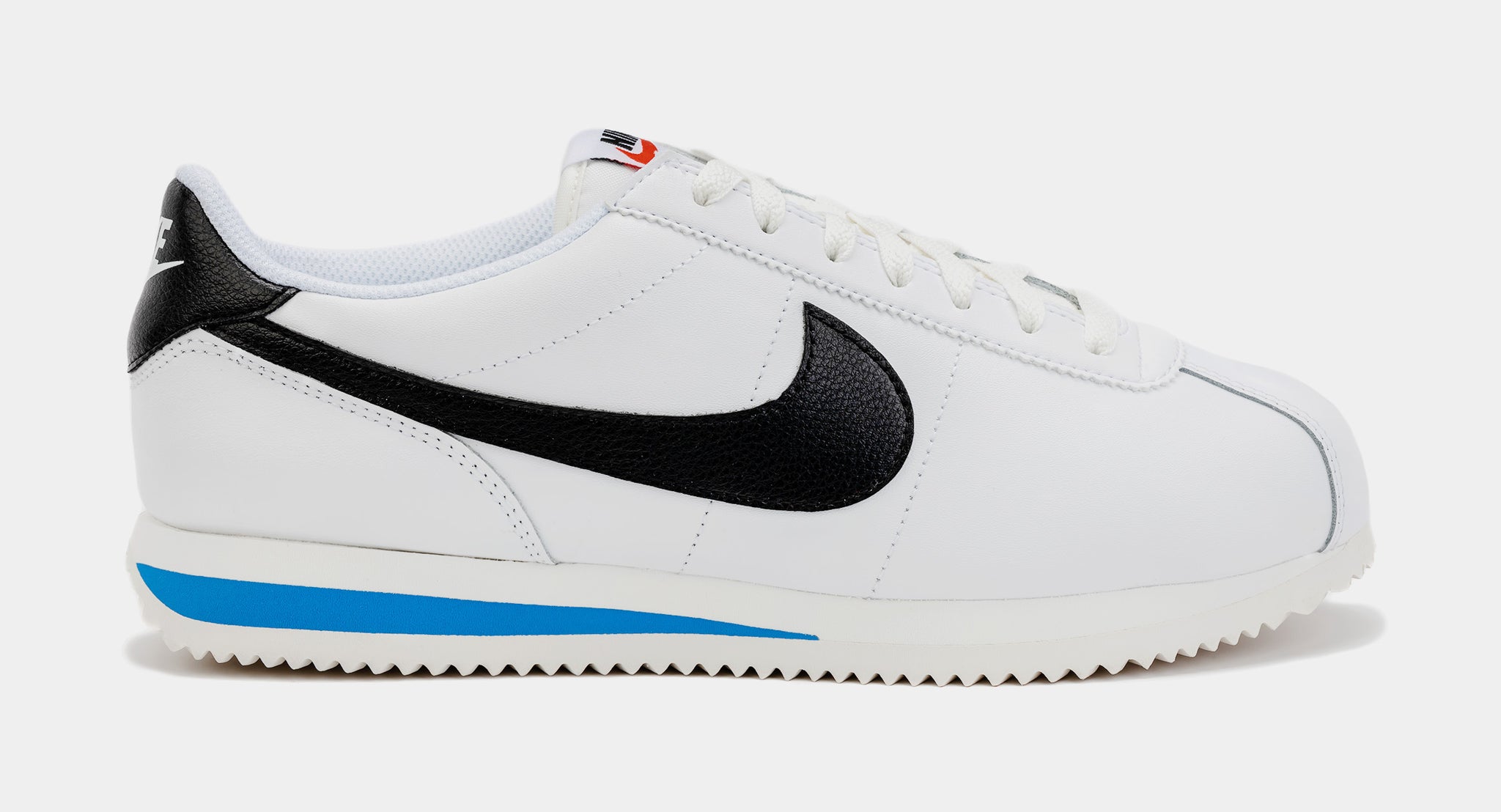 Nike cortez clearance men on feet