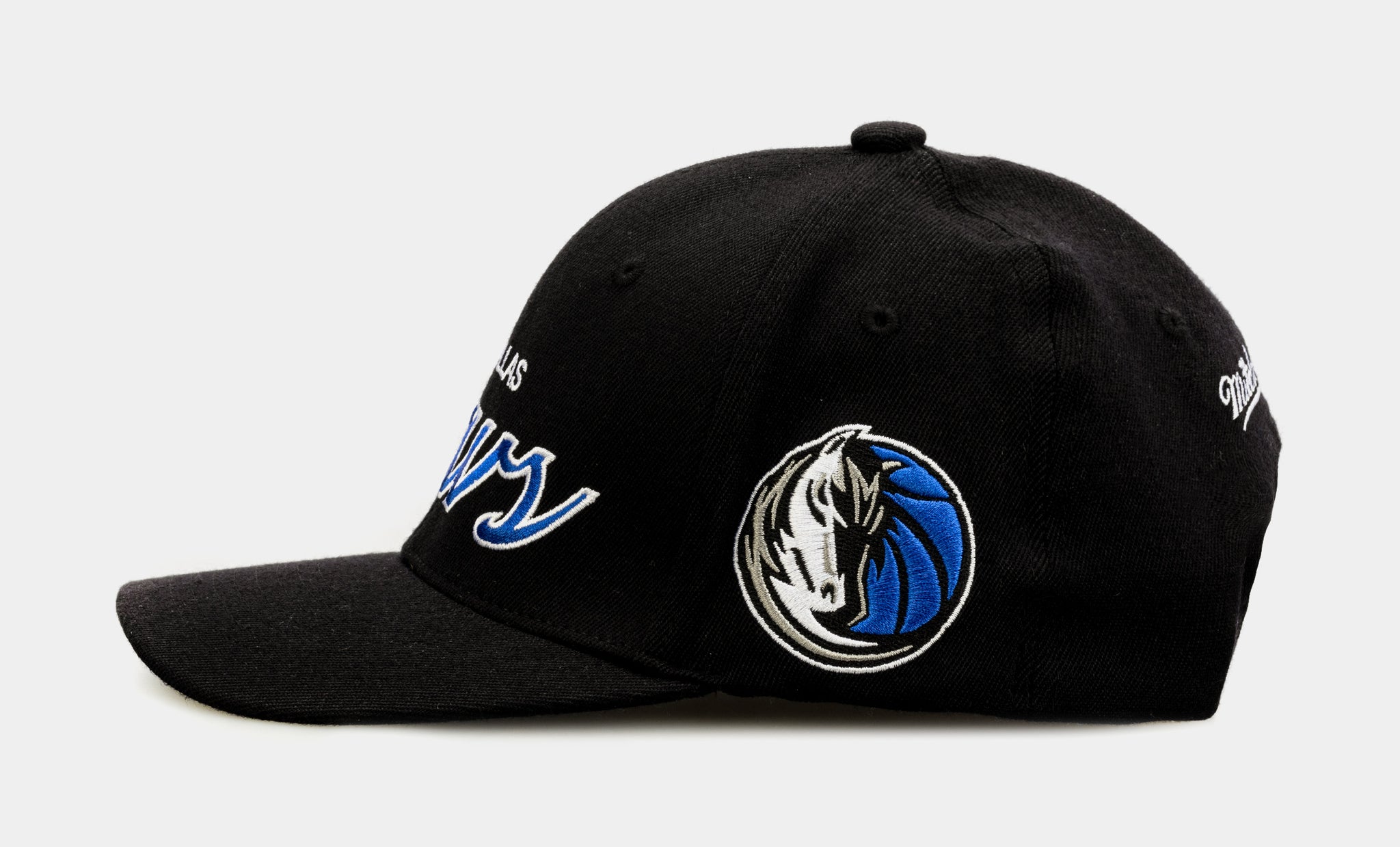 MITCHELL & NESS: BAGS AND ACCESSORIES, MITCHELL AND NESS DALLAS MAVERICKS  BASE