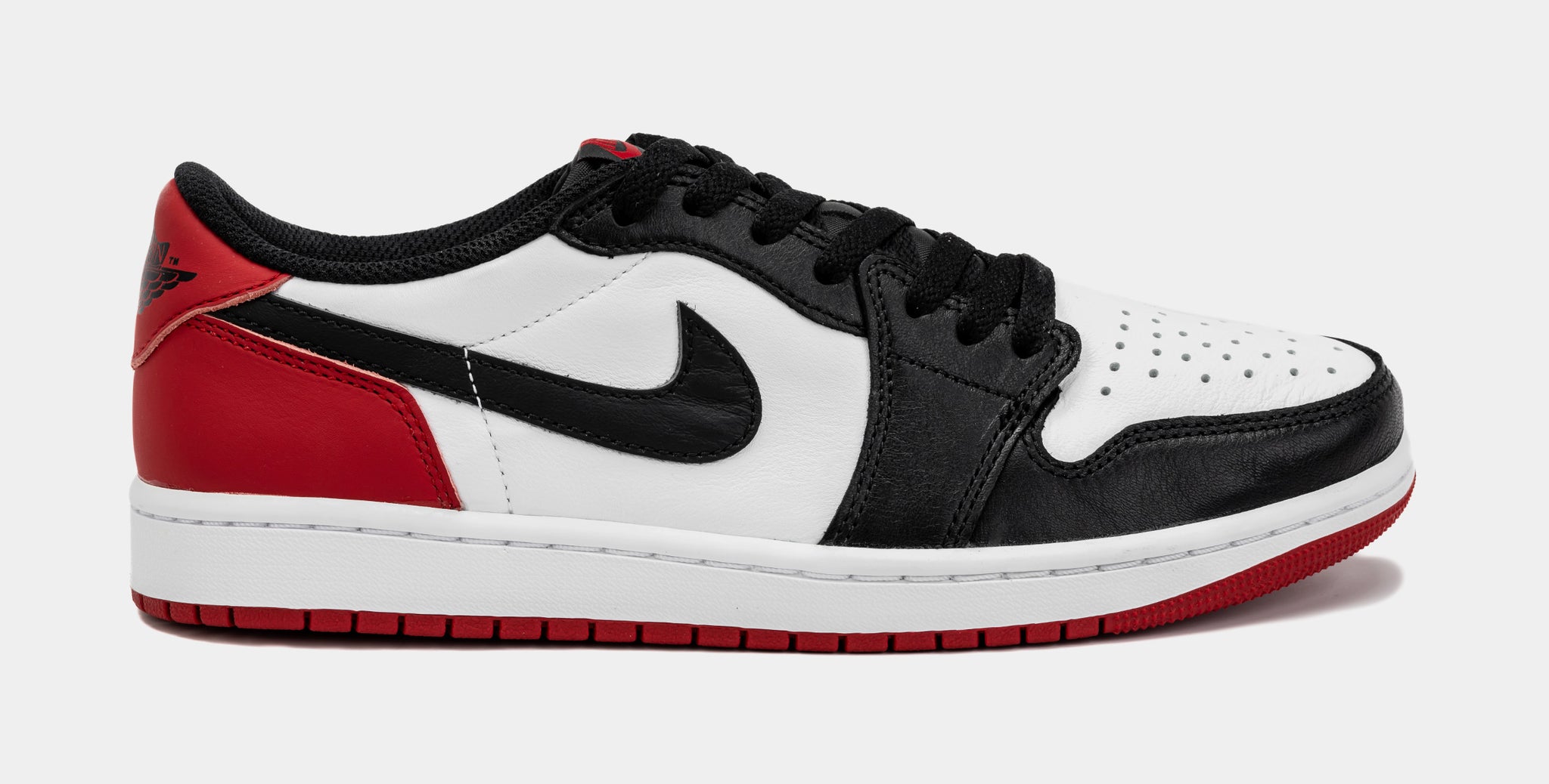 Men's Air Jordan Retro 1 Low Basketball Shoes in Red Size 8.0 | Leather