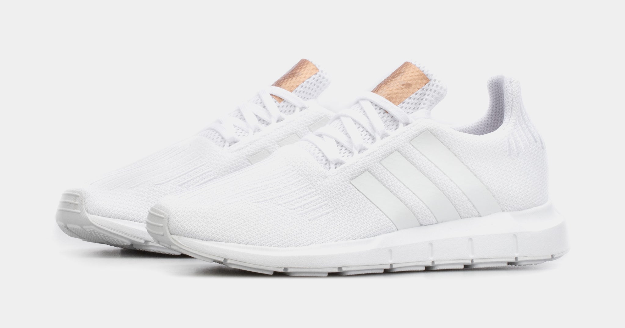 Adidas swift outlet run sneakers white