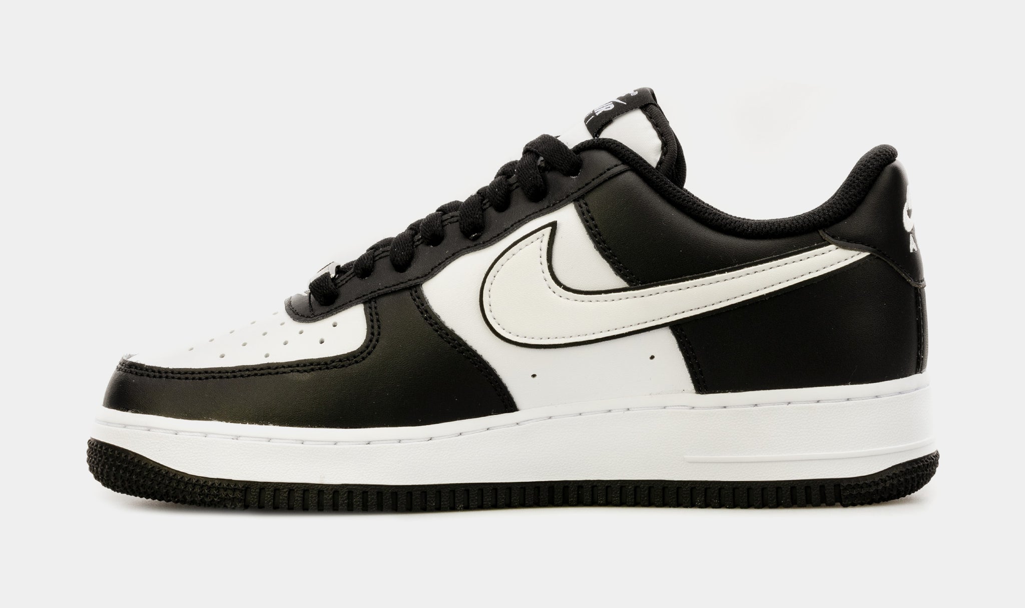 Air Force 1 Low Mens Lifestyle Shoes (Black/White)
