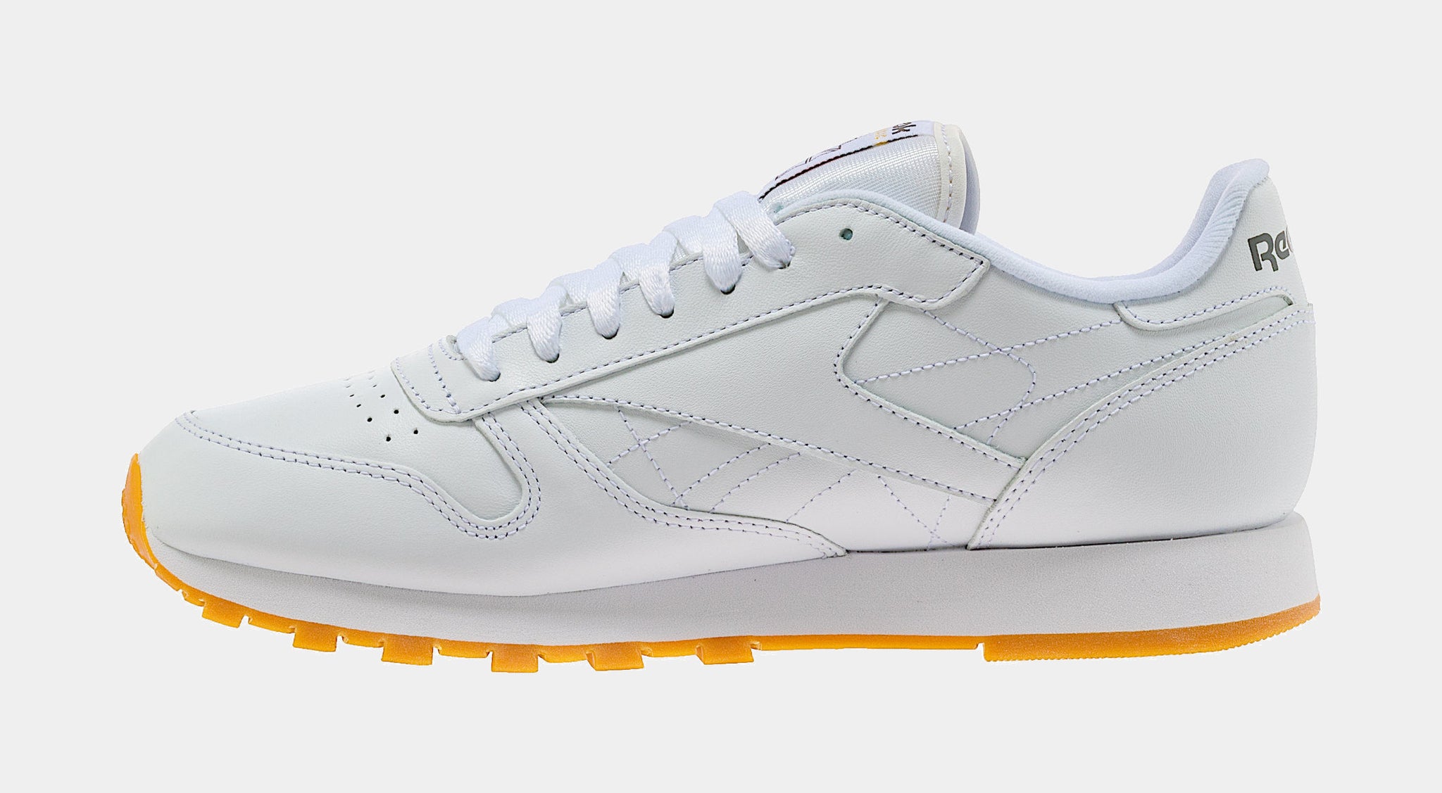 White reebok hotsell gum sole