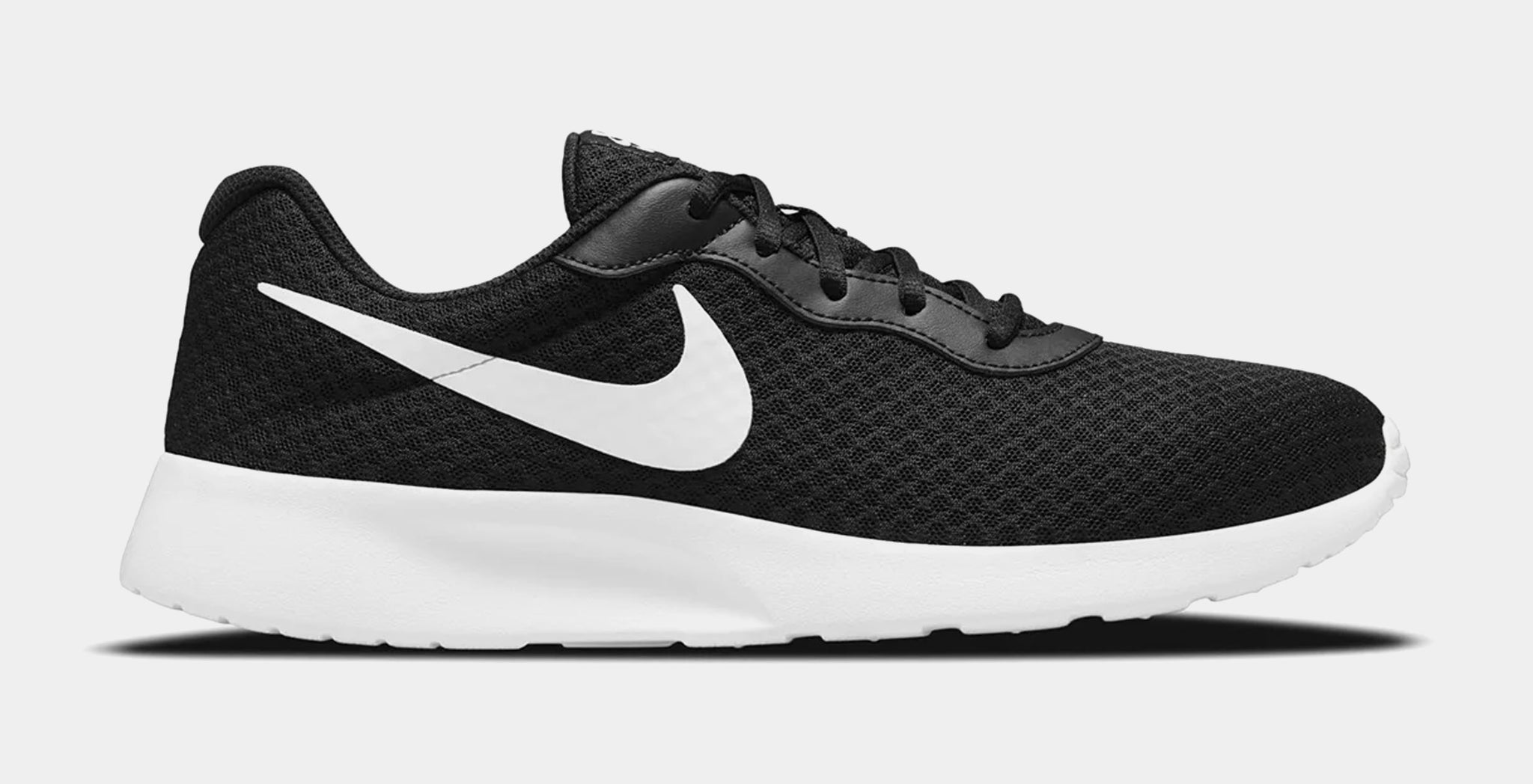 Nike tanjun outlet men's lifestyle shoes