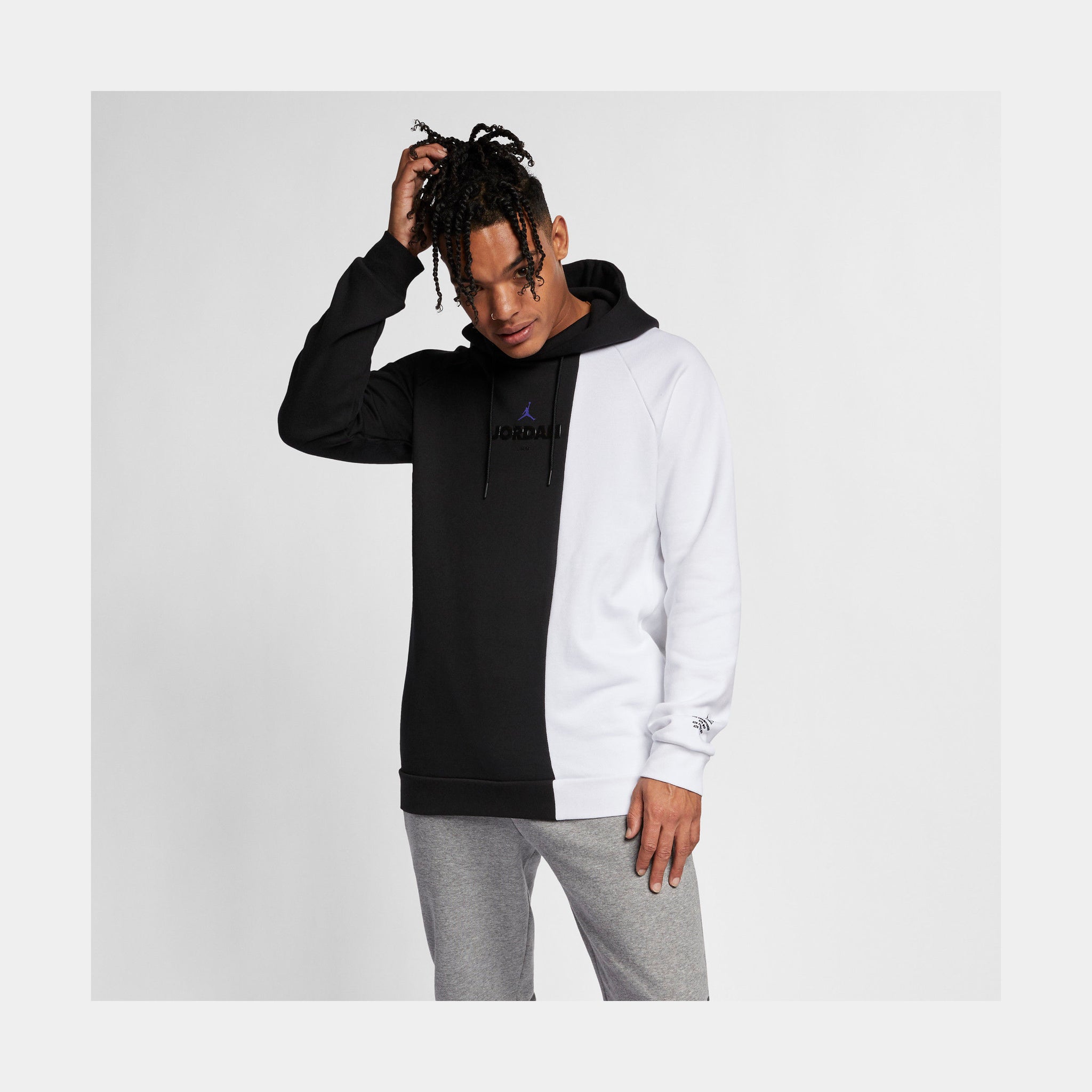 Jordan hoodie outlet black and white