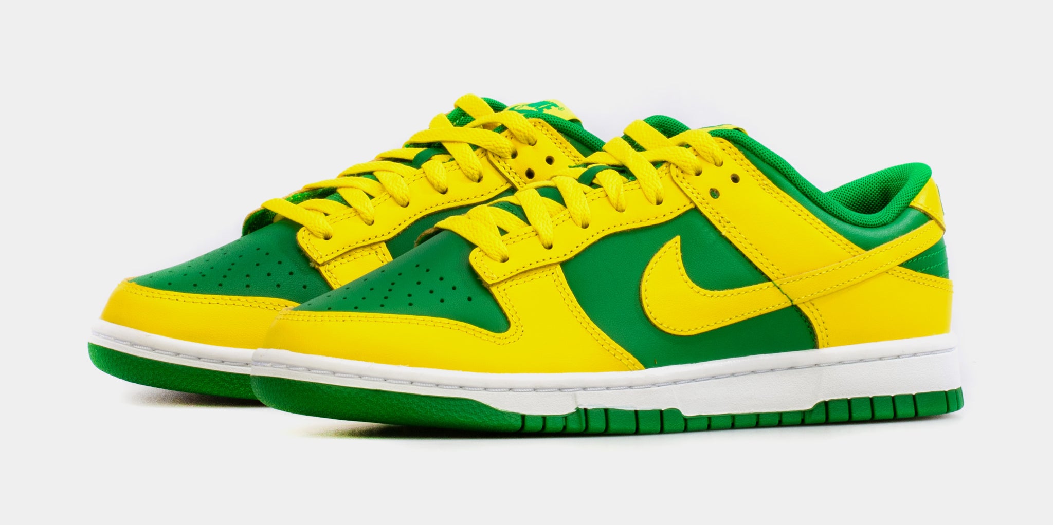 Nike shoes green sales and yellow