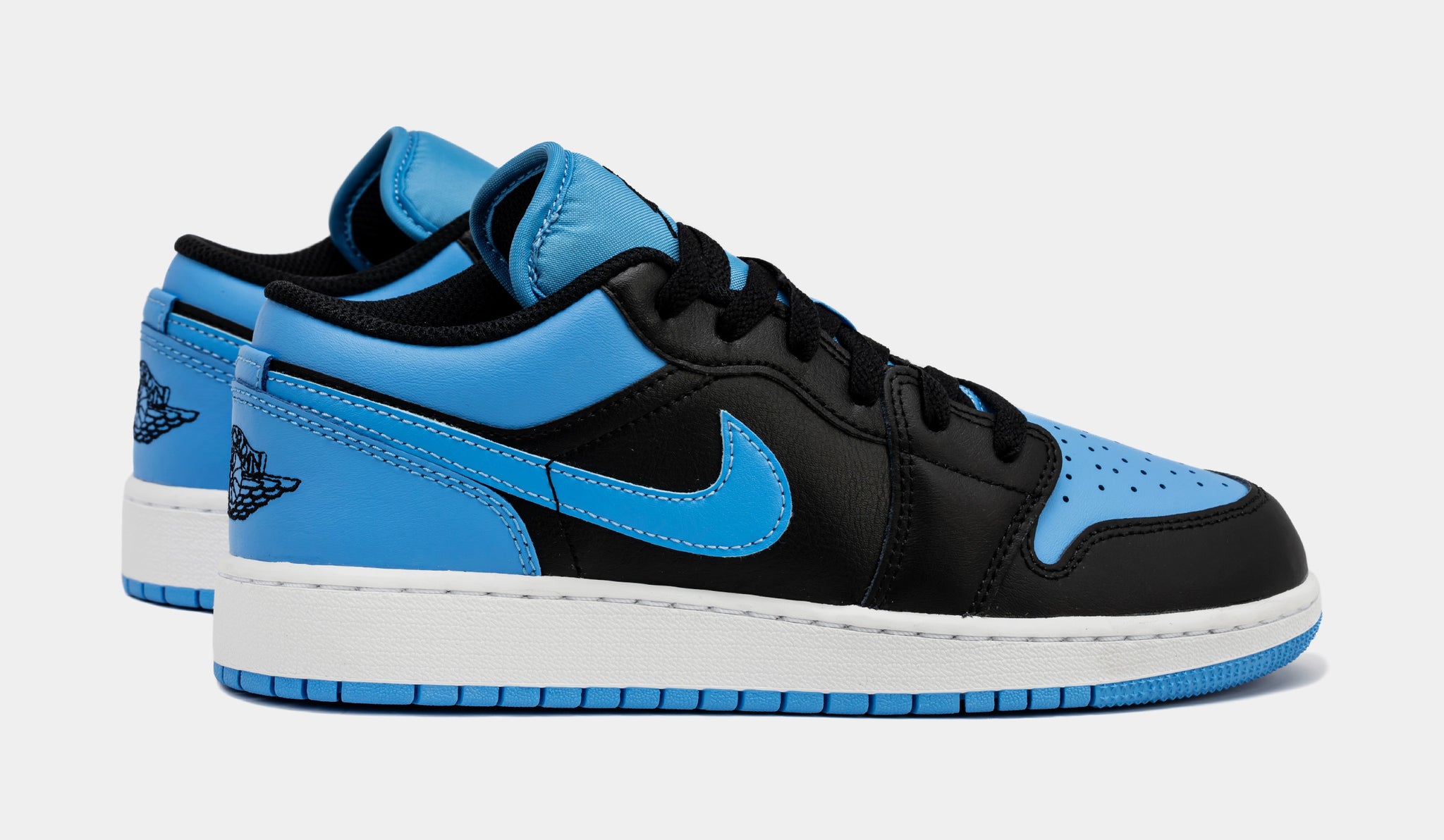 Jordan Air Jordan 1 Retro Low University Blue Grade School ...