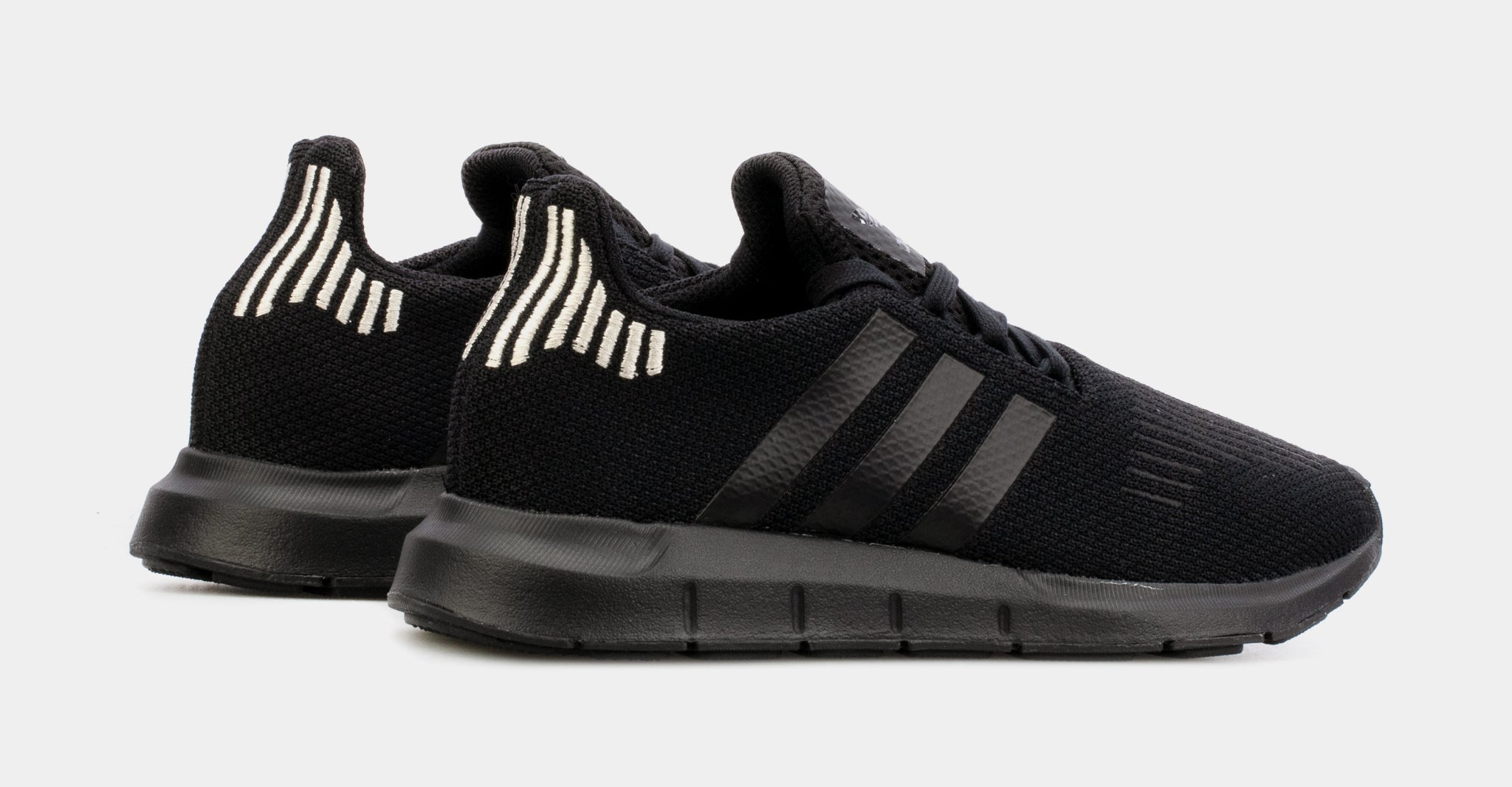 Adidas all black swift run outlet shoes