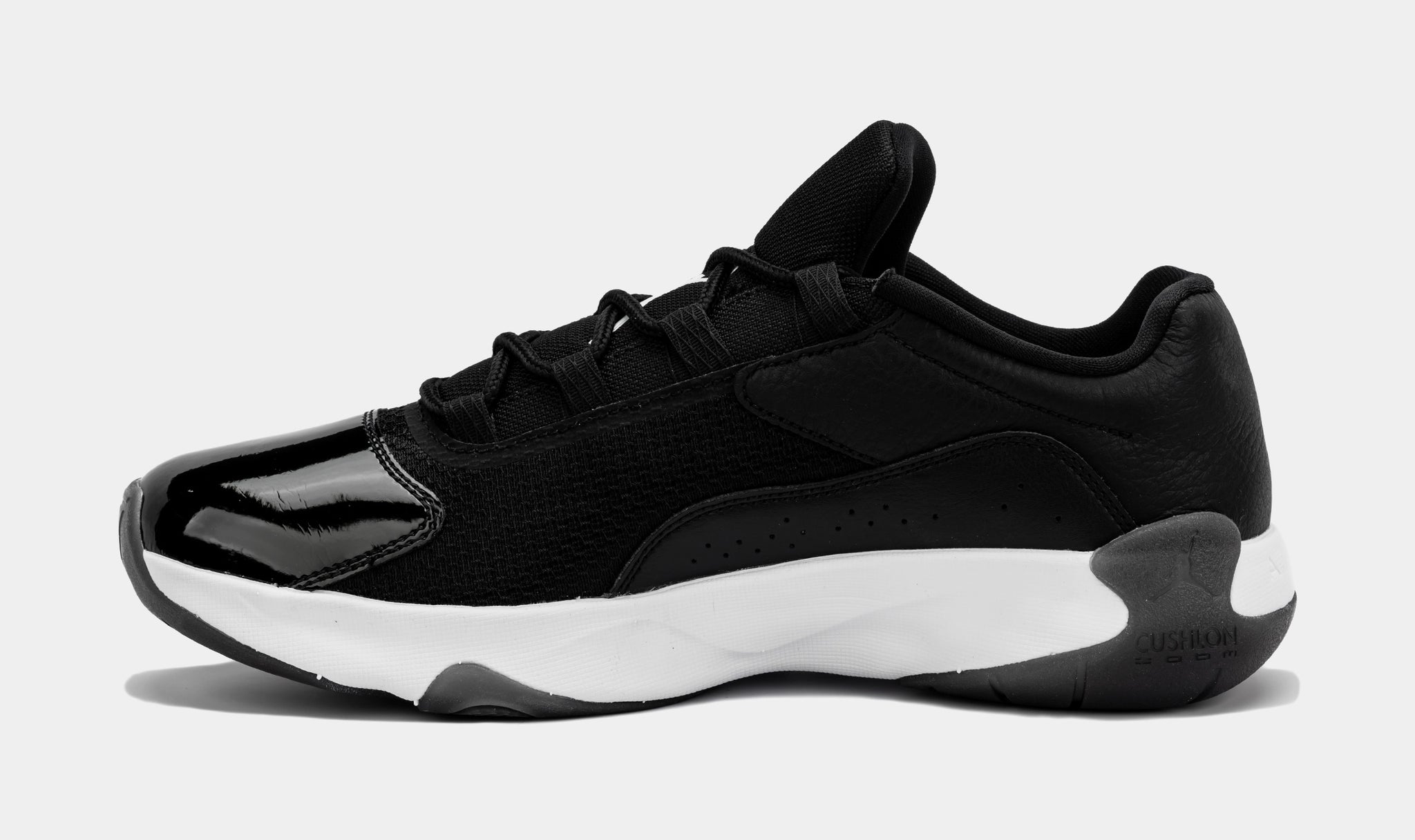 White and black jordan 11 outlet lows