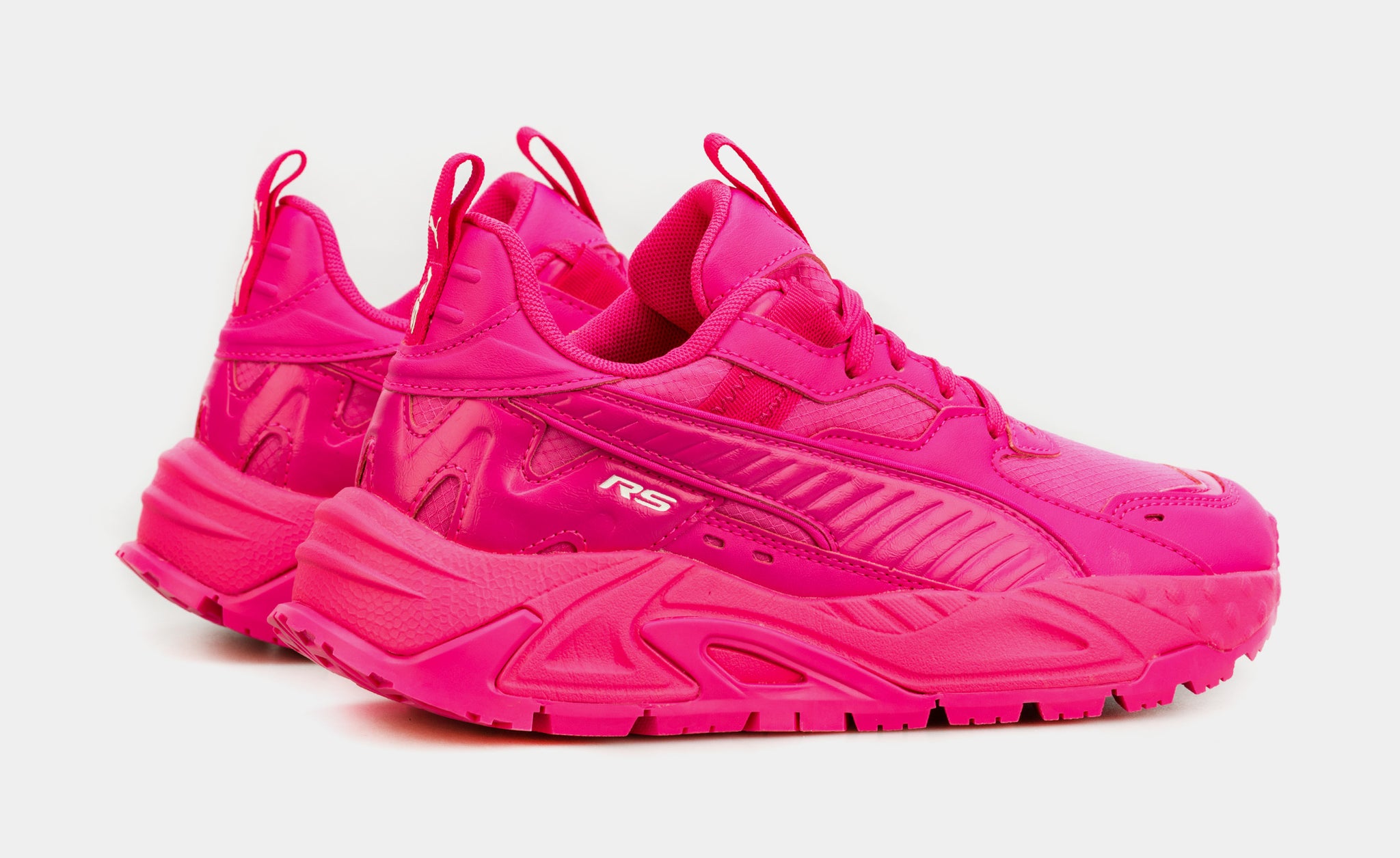 Hot pink store puma shoes