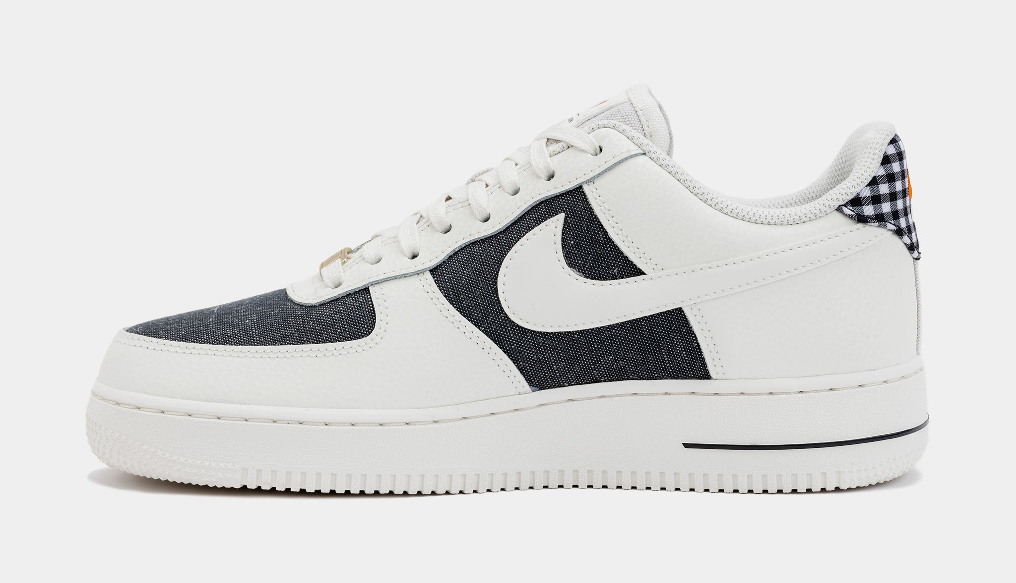 Nike air force 1 men's white hot sale and black