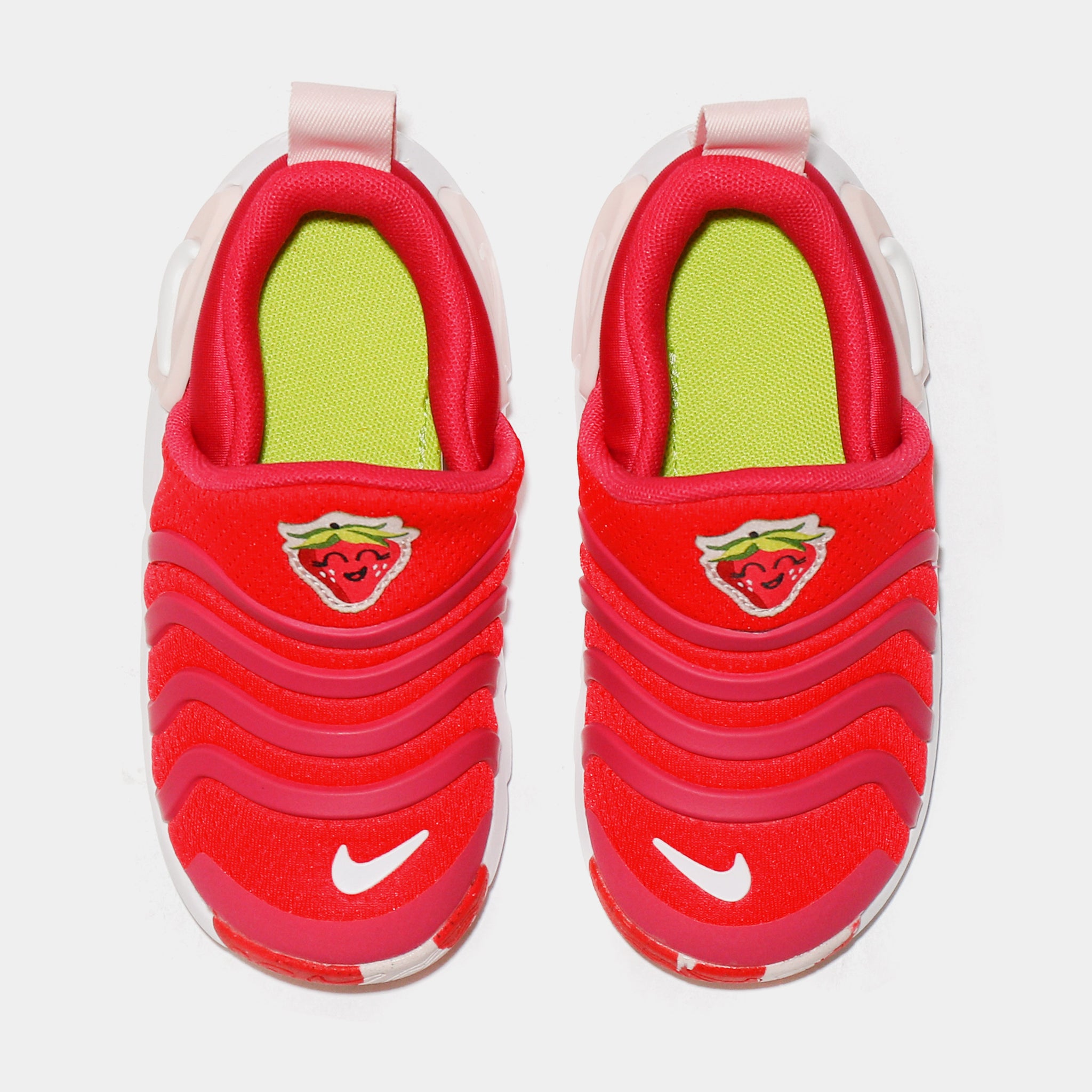 Red nikes best sale for toddlers