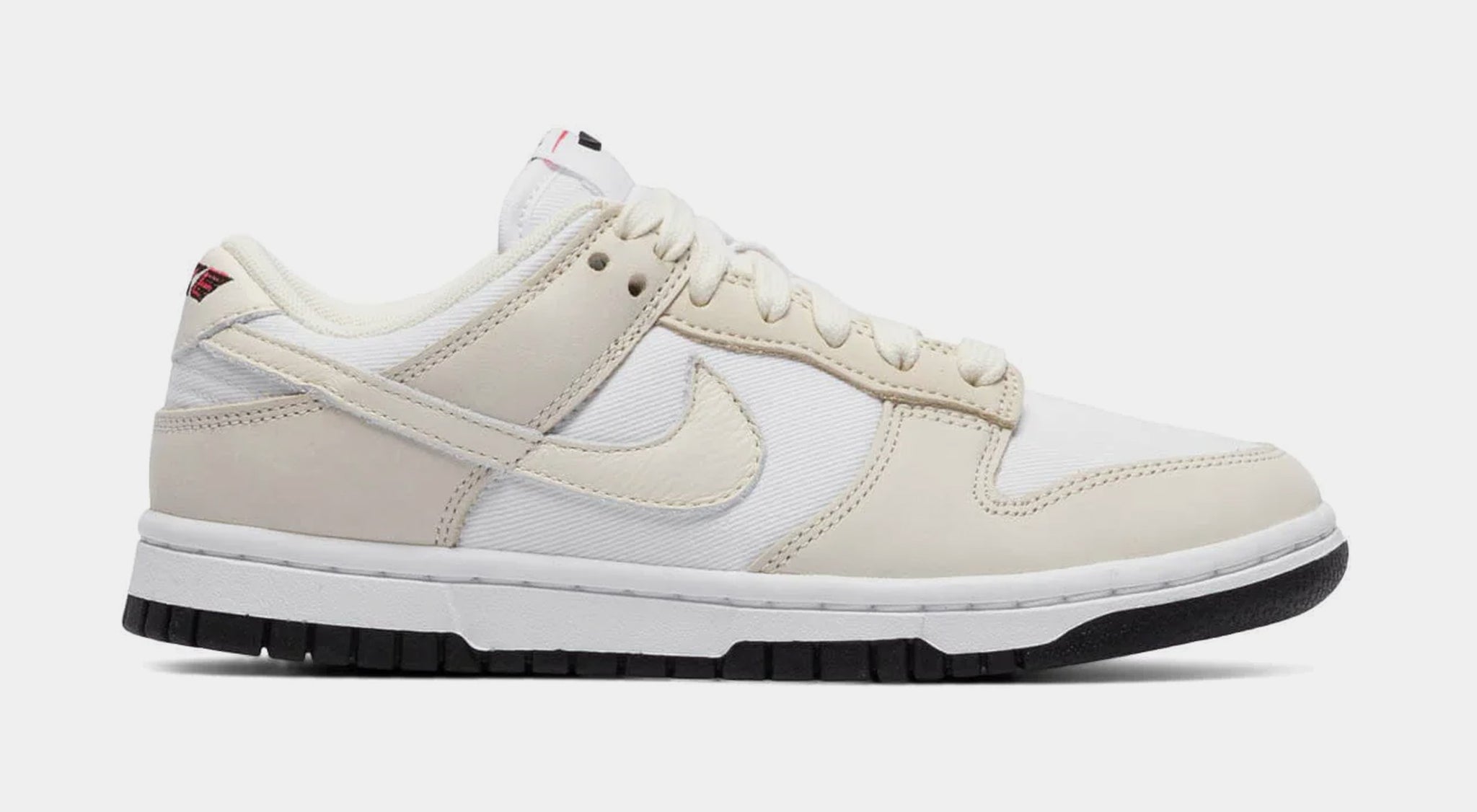 Nike dunk discount low beige white