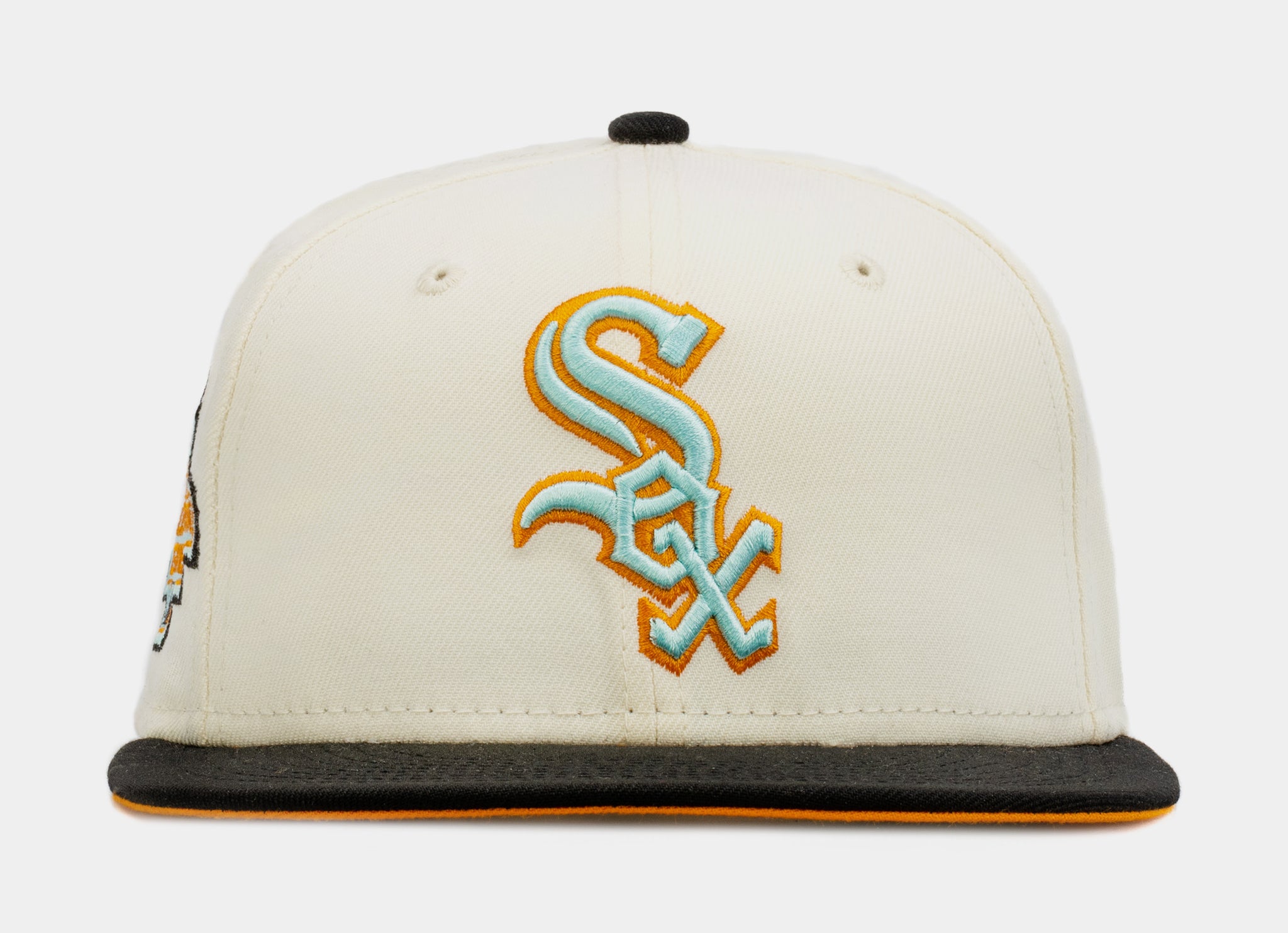 Feature x New Era White top Sox Fitted Hat with Pin 7 1/4