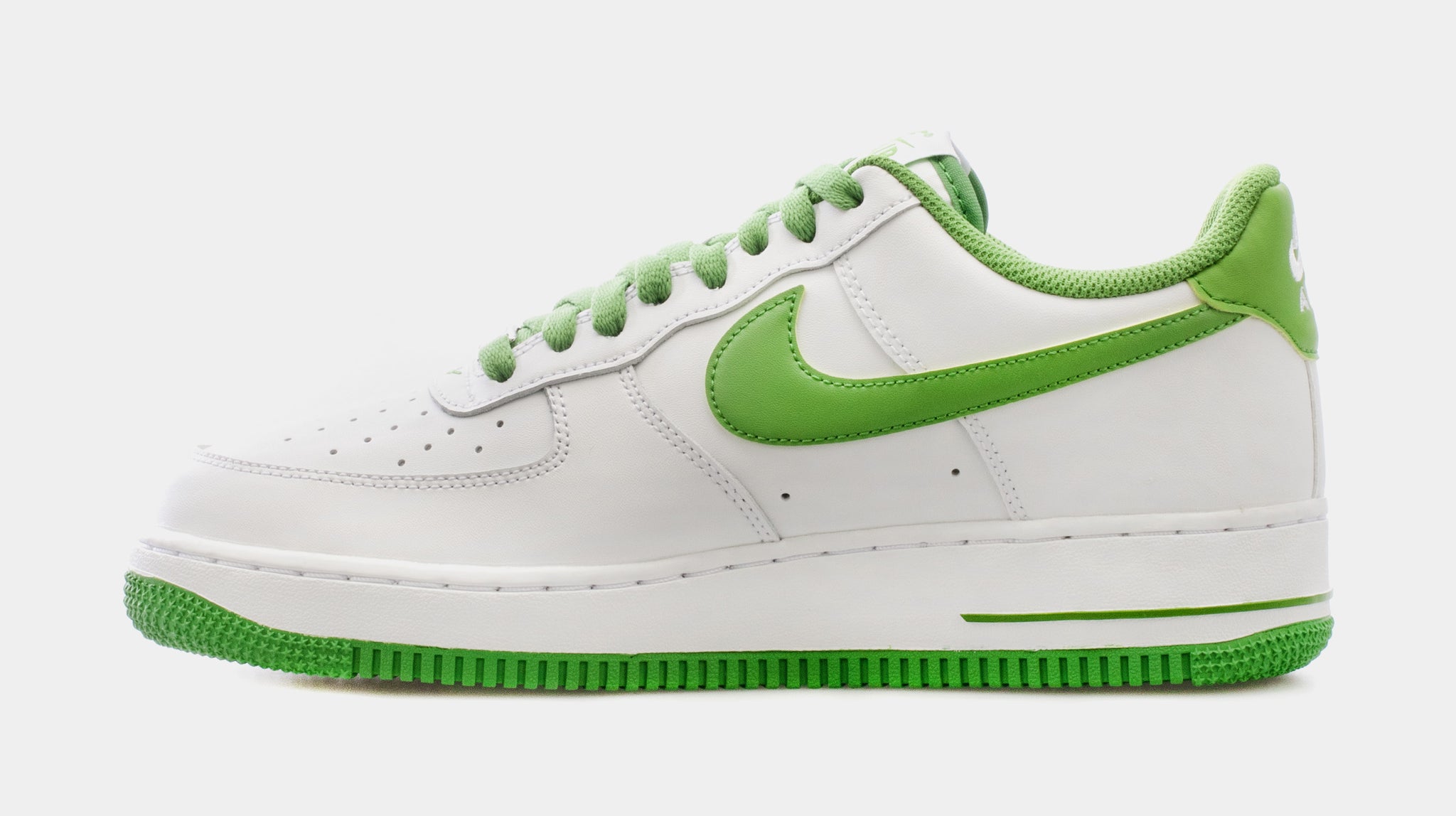 Nike Air Force 1 07 Chlorophyll Mens Lifestyle Shoes Green White